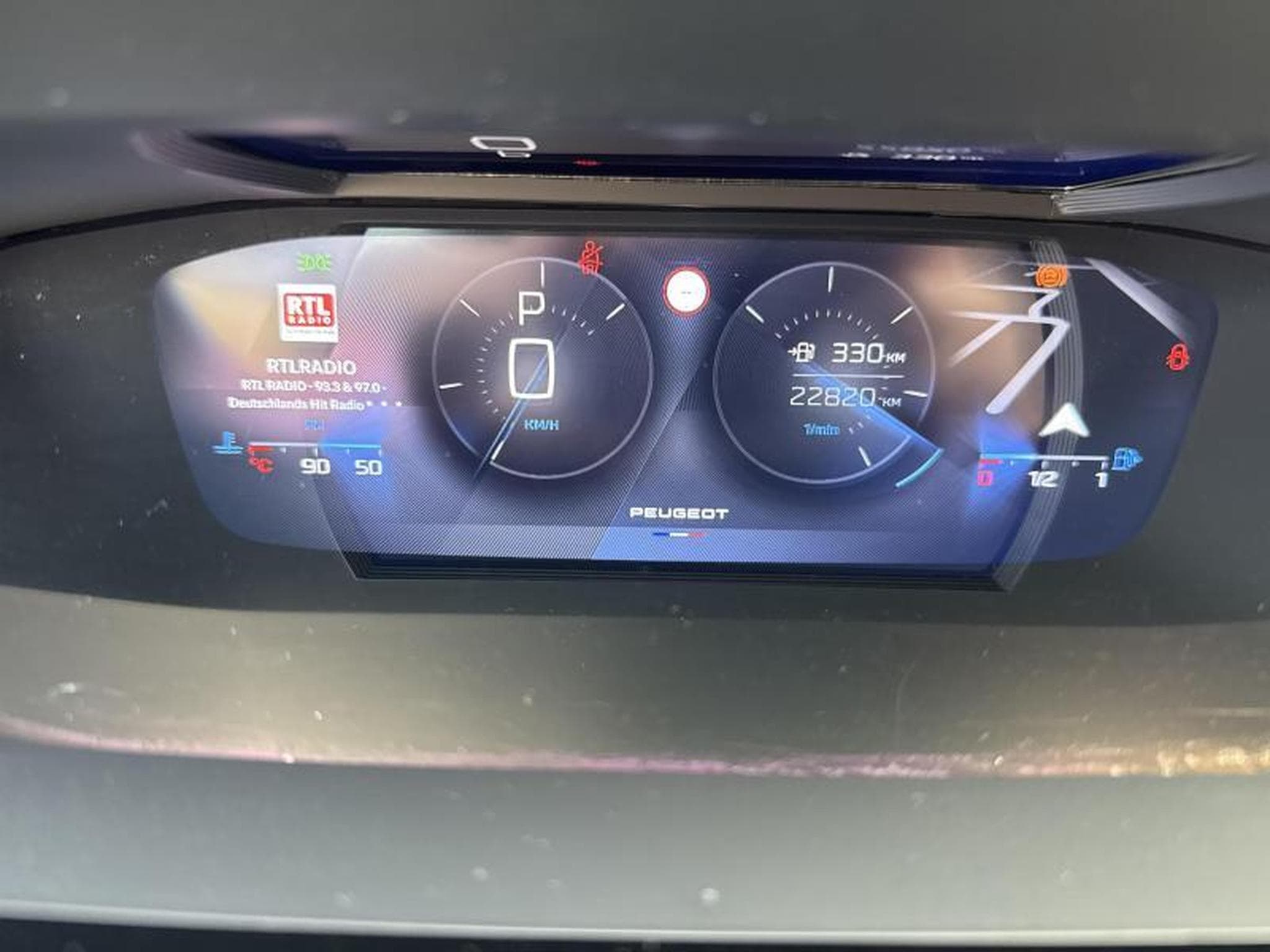 Peugeot 308 GT (2023) - Photo 21