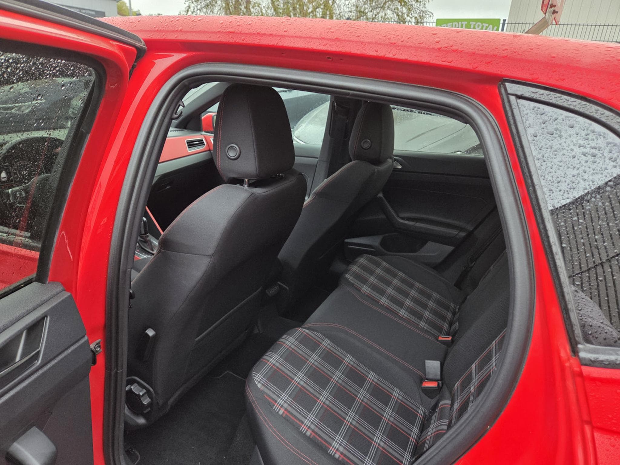 VW Polo 200CV (2020) - Photo 20