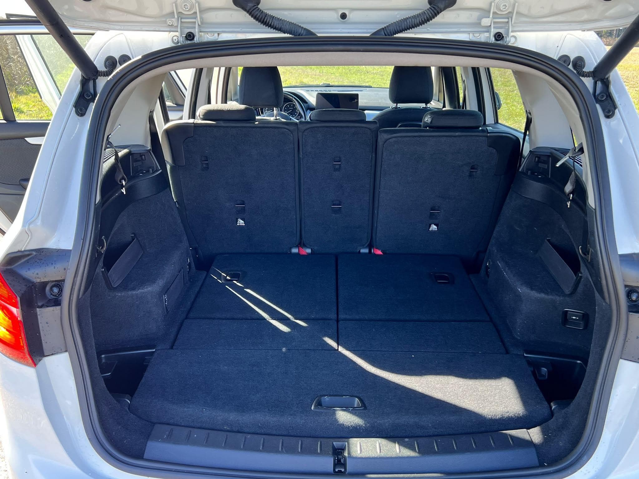 BMW 218 BMW 218d 7 Seats/Sieges (2016) - Foto 15