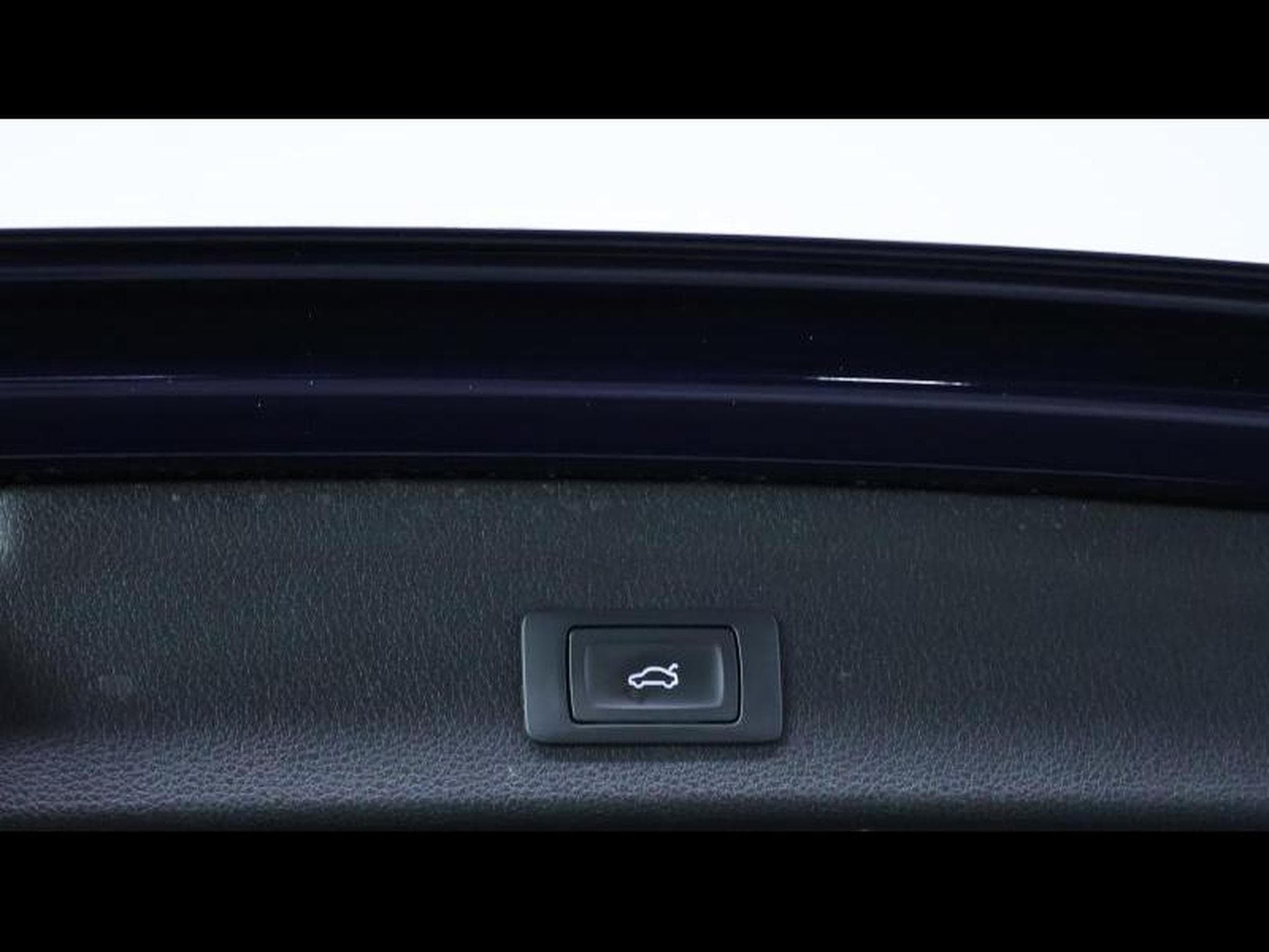 Audi Q3 35 TFSI 150 S-Line S-tronic (2022) - Photo 37