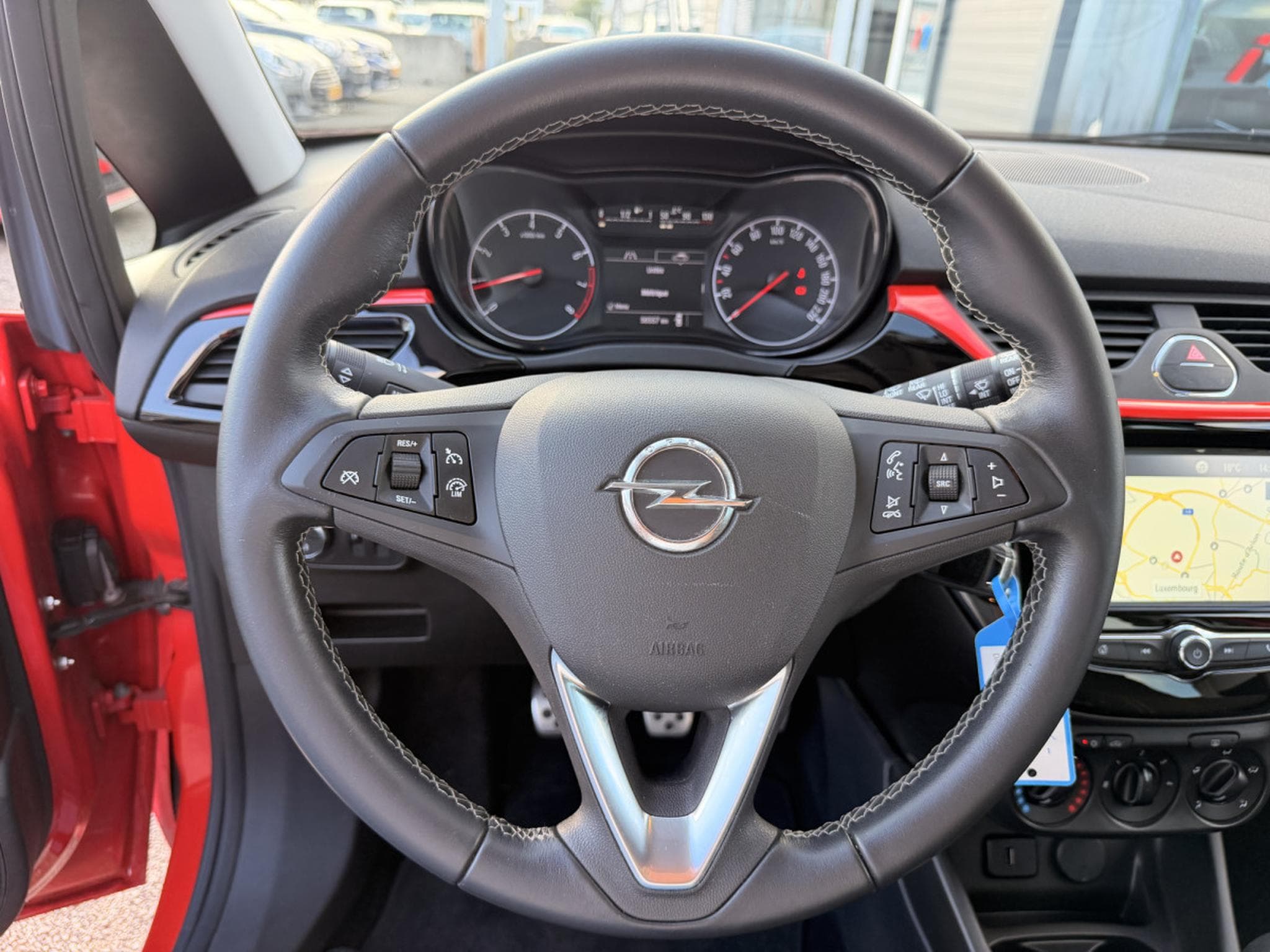 Opel Corsa 1.4 Black Édition 100 Turbo (2018) - Foto 18