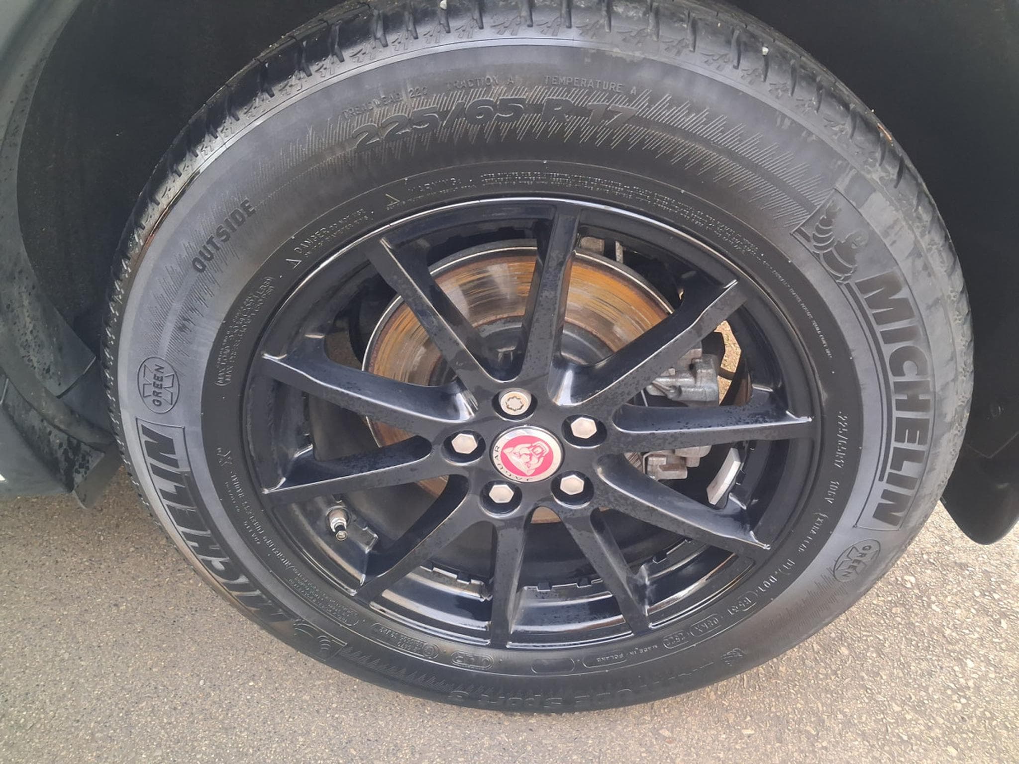 Jaguar E-Pace RDINAMIC (2018) - Photo 16