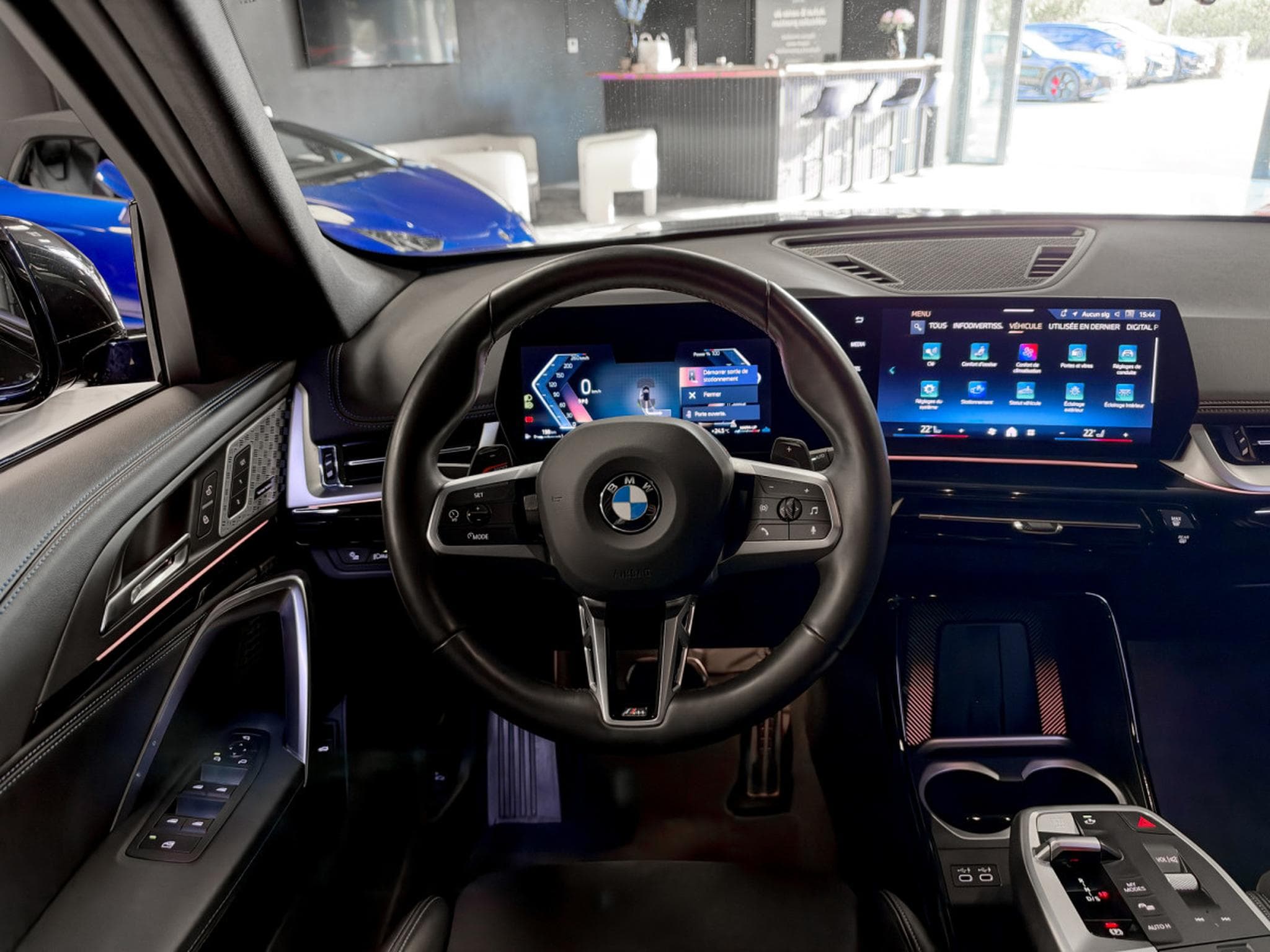 BMW X1 18d sDrive M Sport Pack (2024) - Photo 16