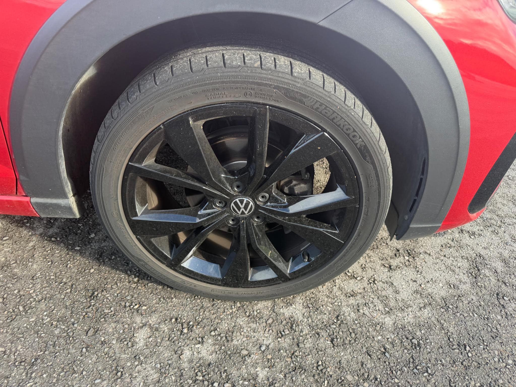 VW Taigo R-Line 1.5 TSI 110 kW DSG7 (2023) - Photo 8