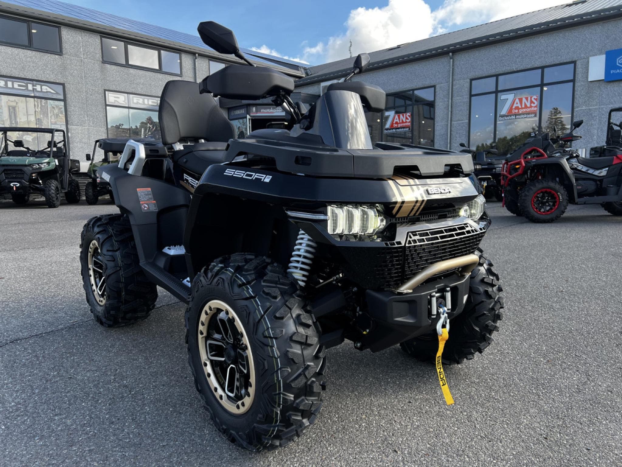 Benda Redstone 550 L EPS ABS (2026) - Photo 8