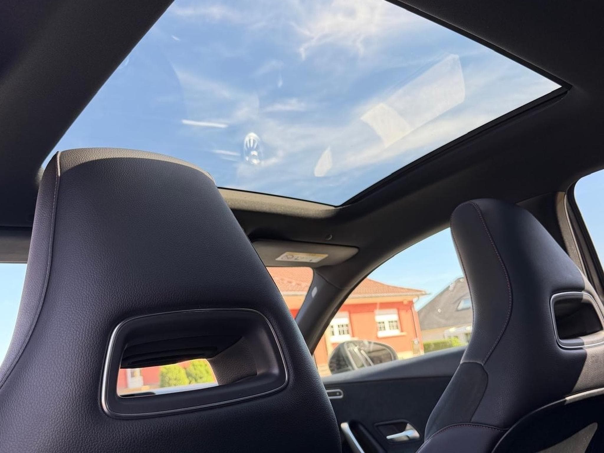 Mercedes A 200 AMG line (2019) - Photo 3