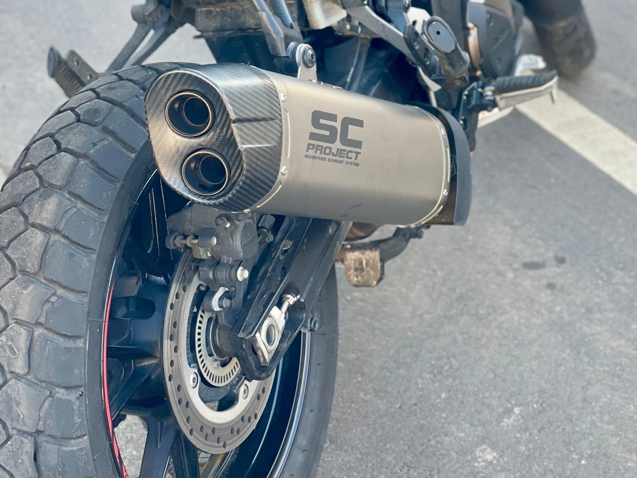 Suzuki DL V-STROM 1050 (2024) - Photo 3