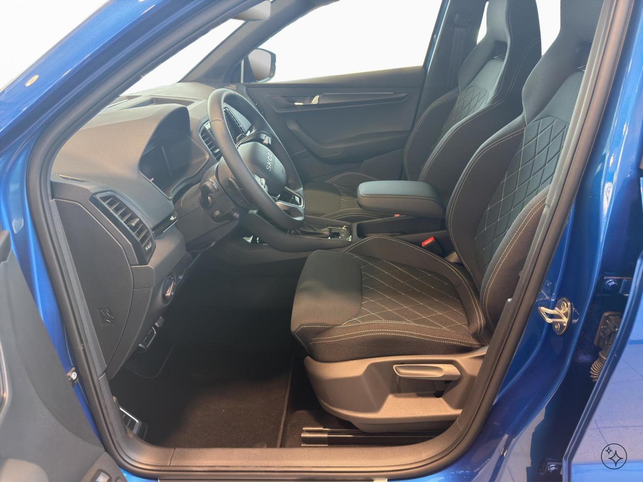 Skoda Karoq Sportline (2026) - Photo 15