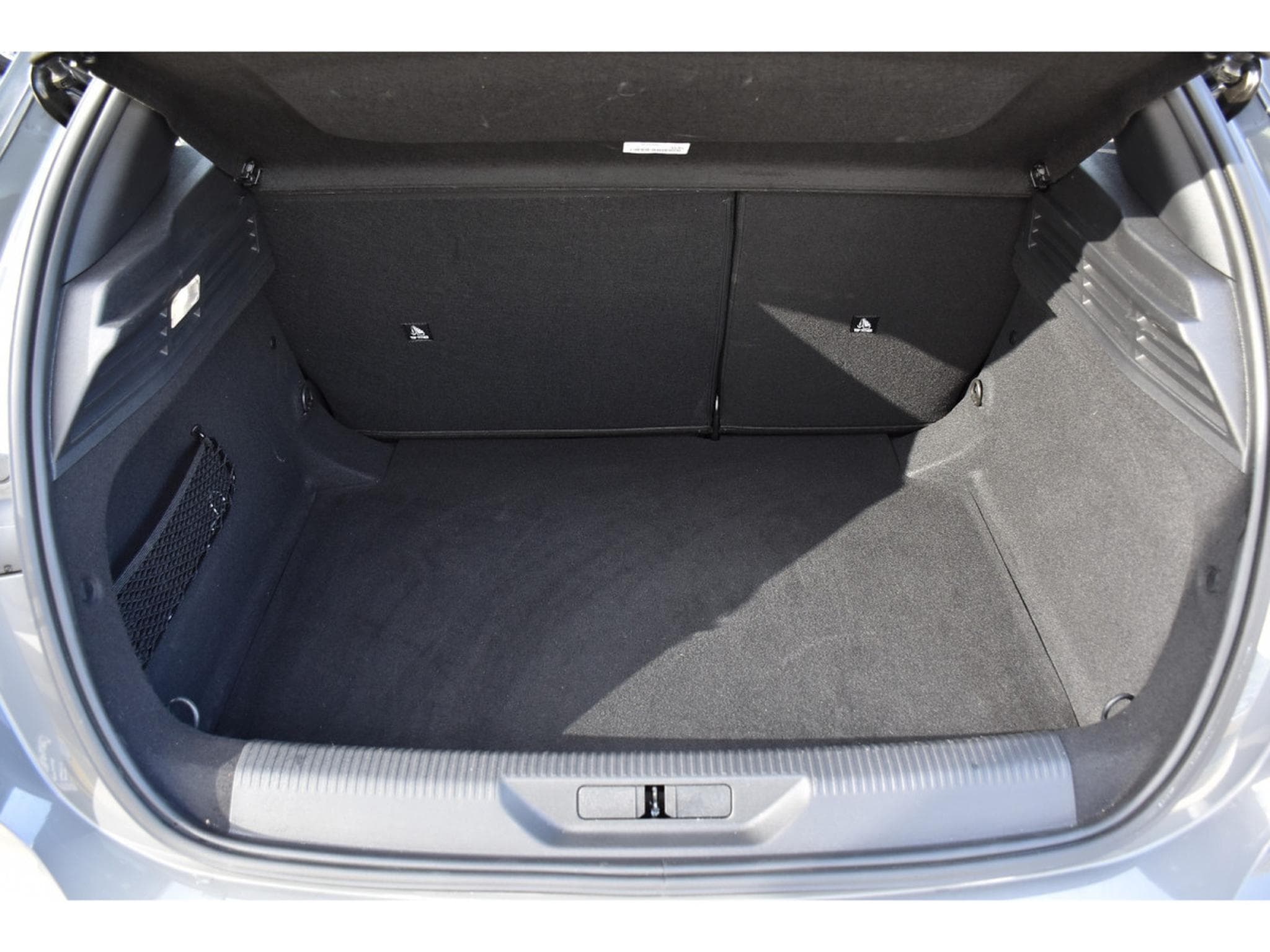 Peugeot 308 1.2 Hybrid 145 e-DCS6 Allure ACC CAM360 LANE 1° MAIN (2025) - Photo 23