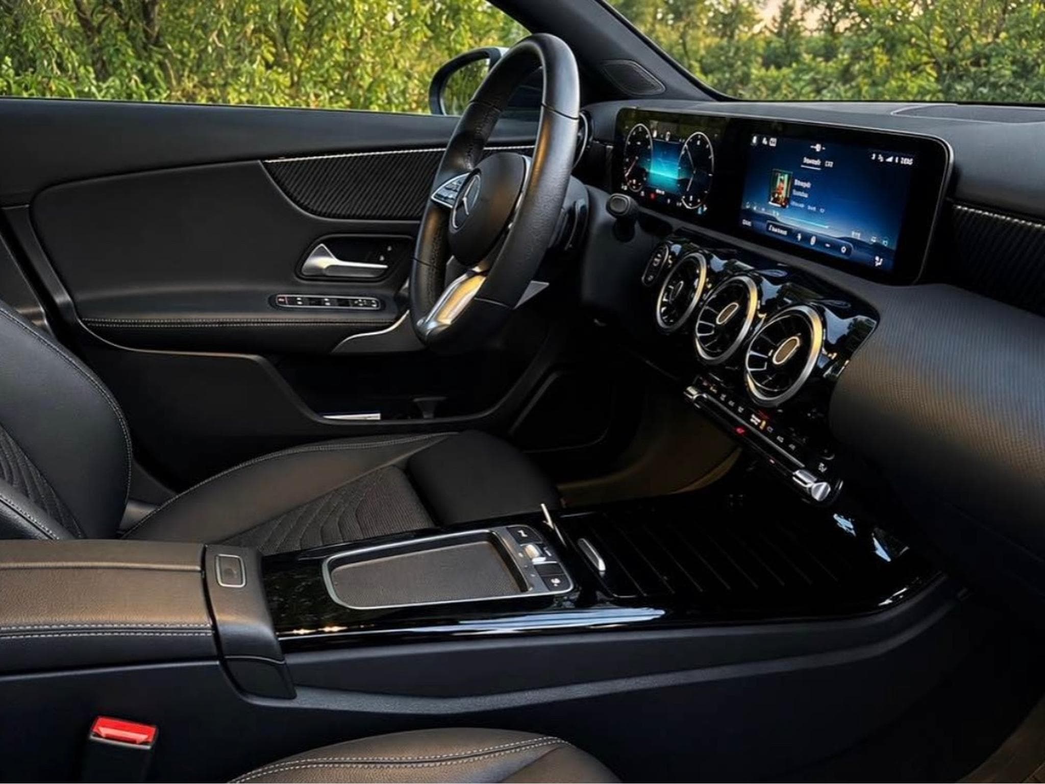 Mercedes A 180 (2024) - Photo 3