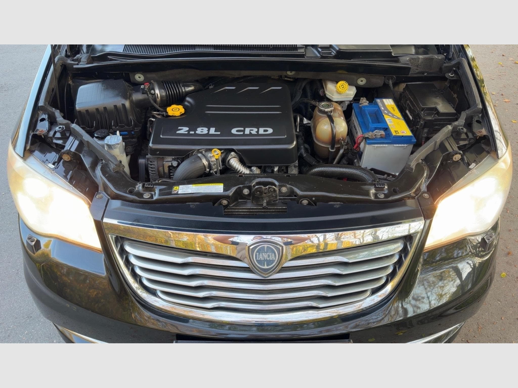 Lancia Voyager 2,8 crd Auto. (2012) - Photo 11