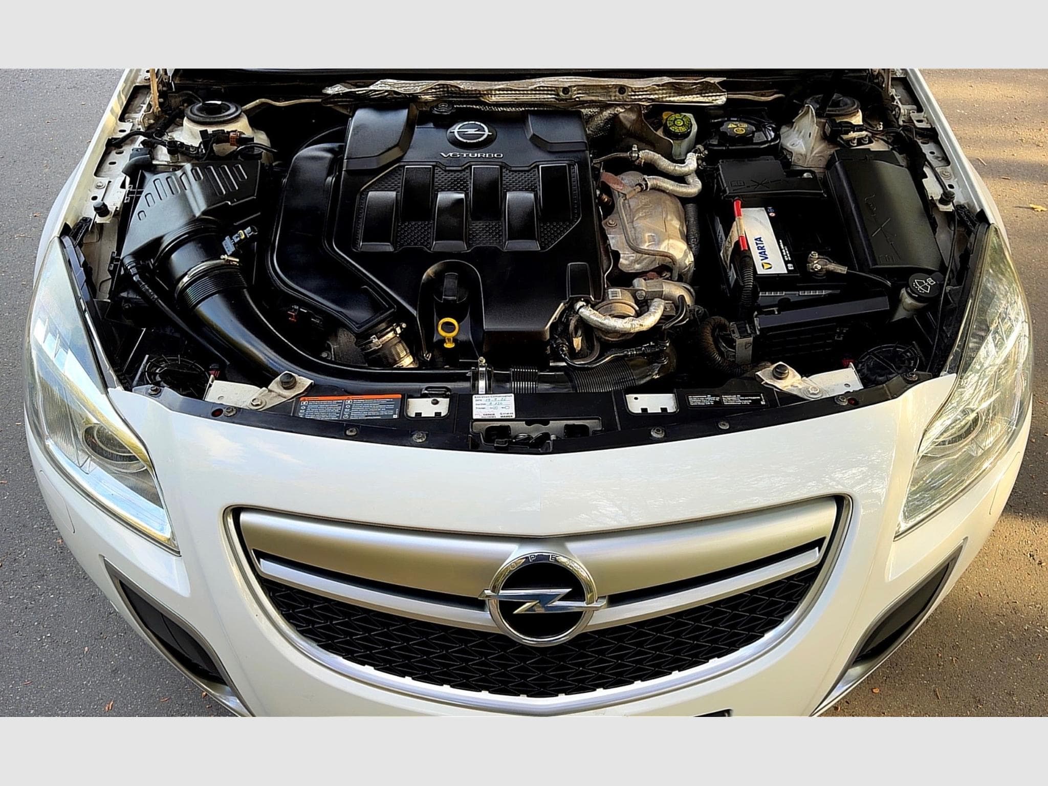 Opel Insignia OPC 4x4 (2010) - Photo 10