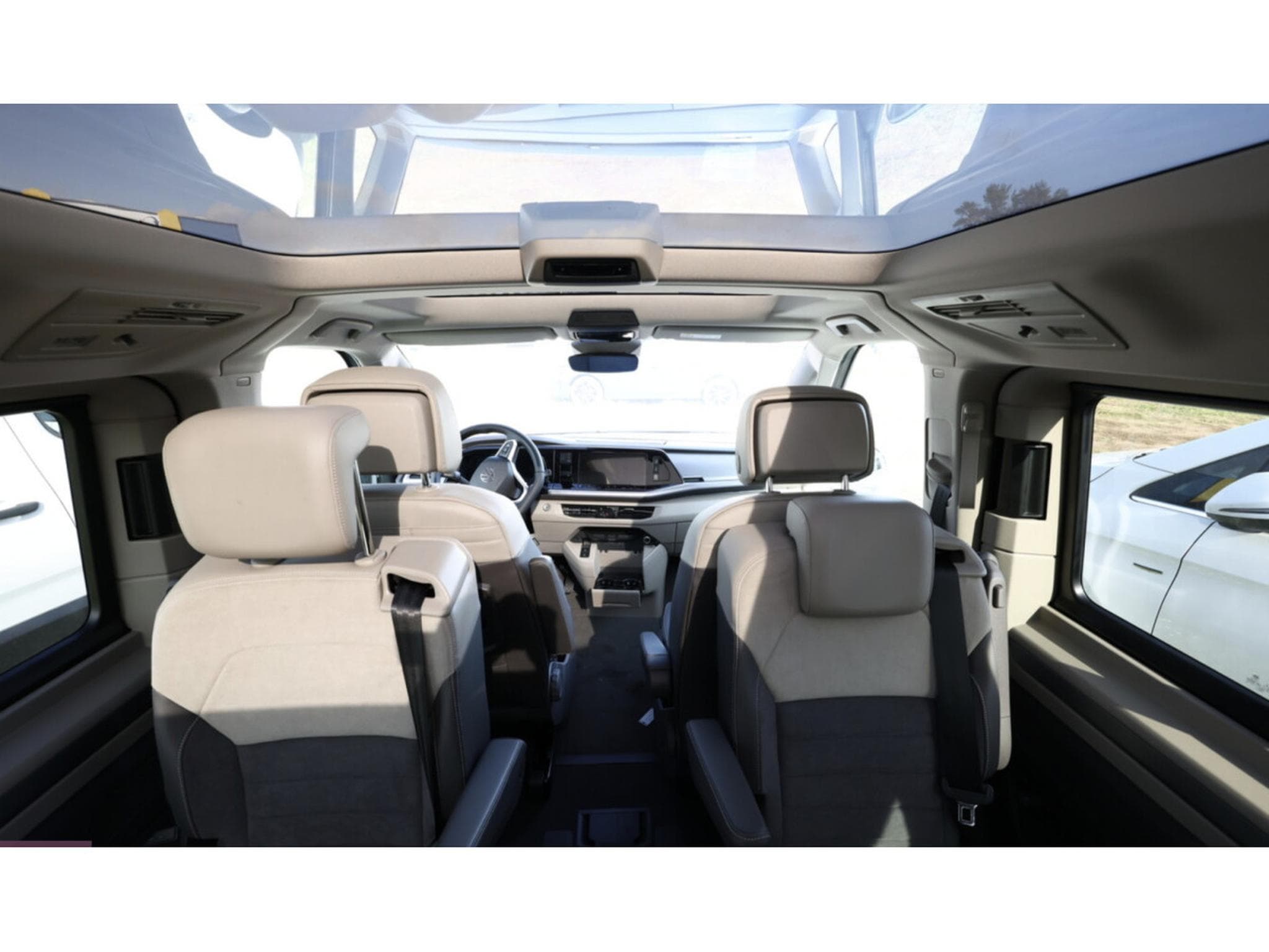 VW Multivan Volkswagen Multivan DSG Life 7S Pano 150ps Diesel (2026) - Foto 12