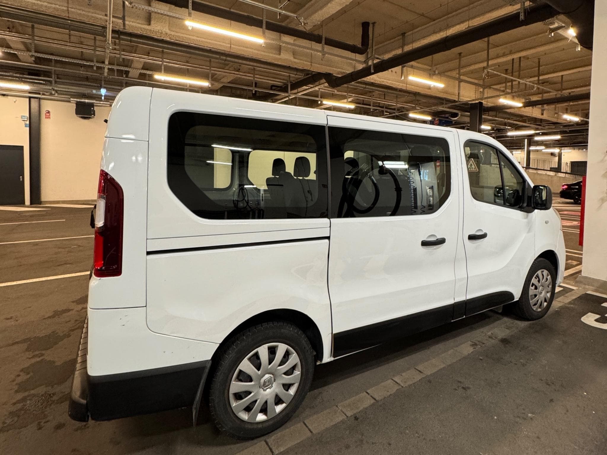 Renault Trafic 1.6 Dci (2016) - Photo 3