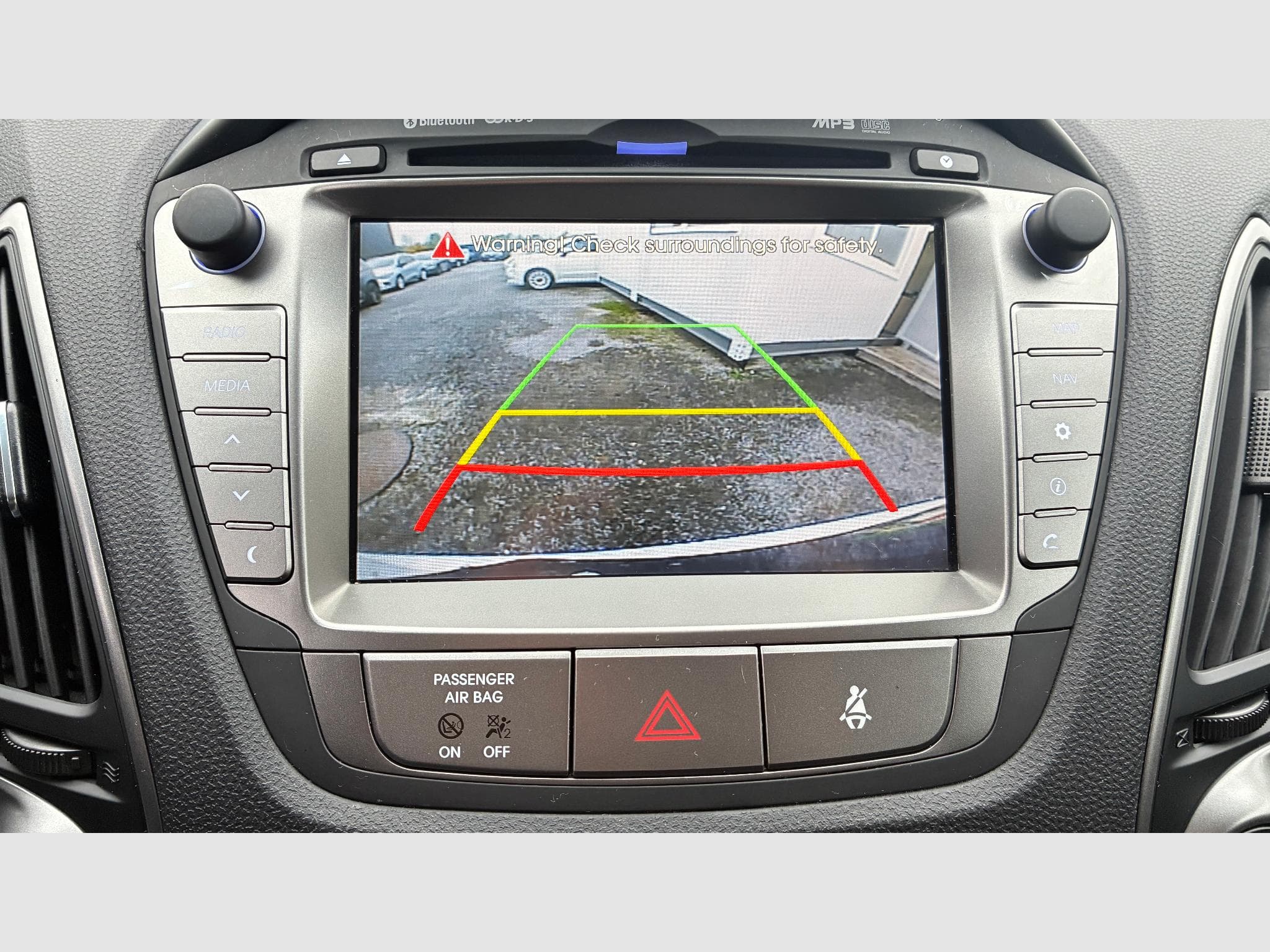 Hyundai ix35 2.0 CRDI 136 Ch 4WD PREMIUM (2015) - Photo 20