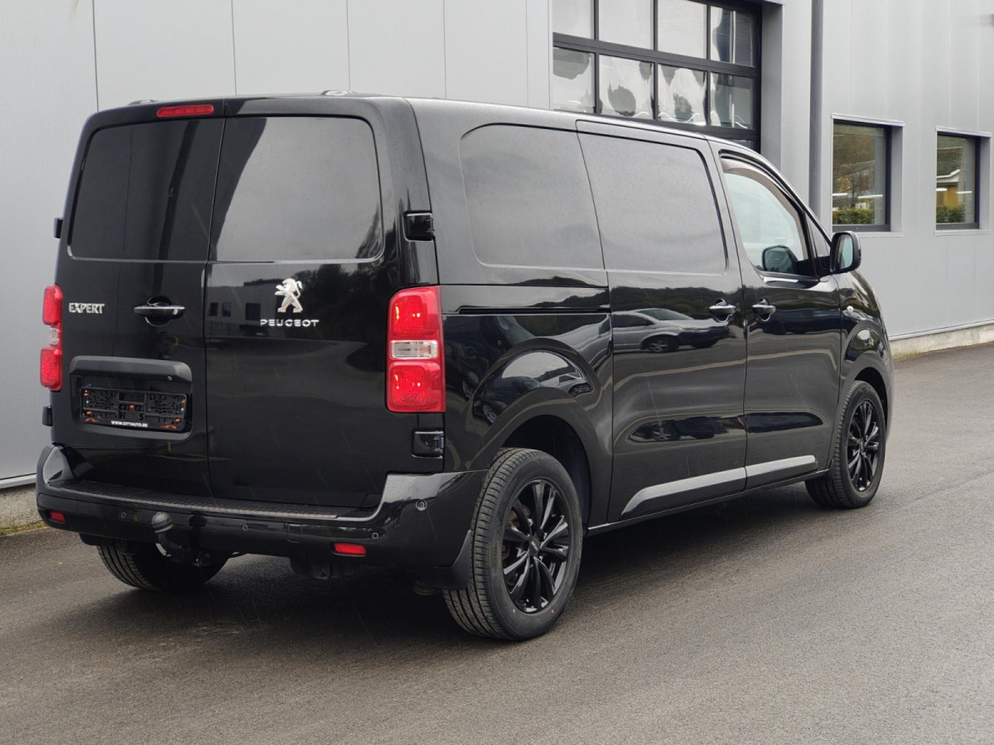 Peugeot Expert 2.0 HDI L1H1 3PLACES CARPLAY ANDROIDAUTO BLUETOOTH GPS PORTE (2017) - Photo 21