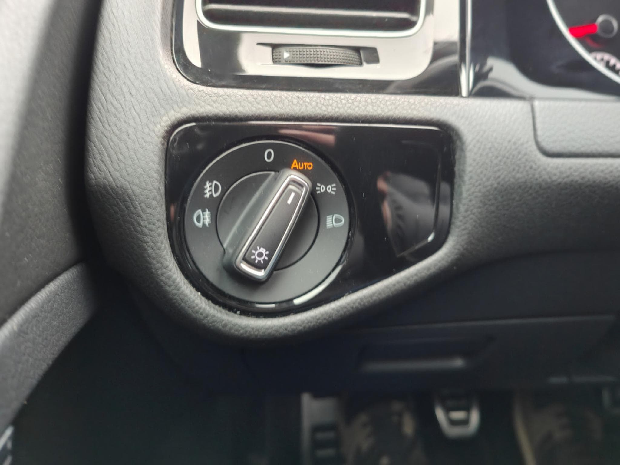VW Golf 1.0 TSI SOUND CARPLAY GPS BLUETOOTH CAMERA (2018) - Photo 23