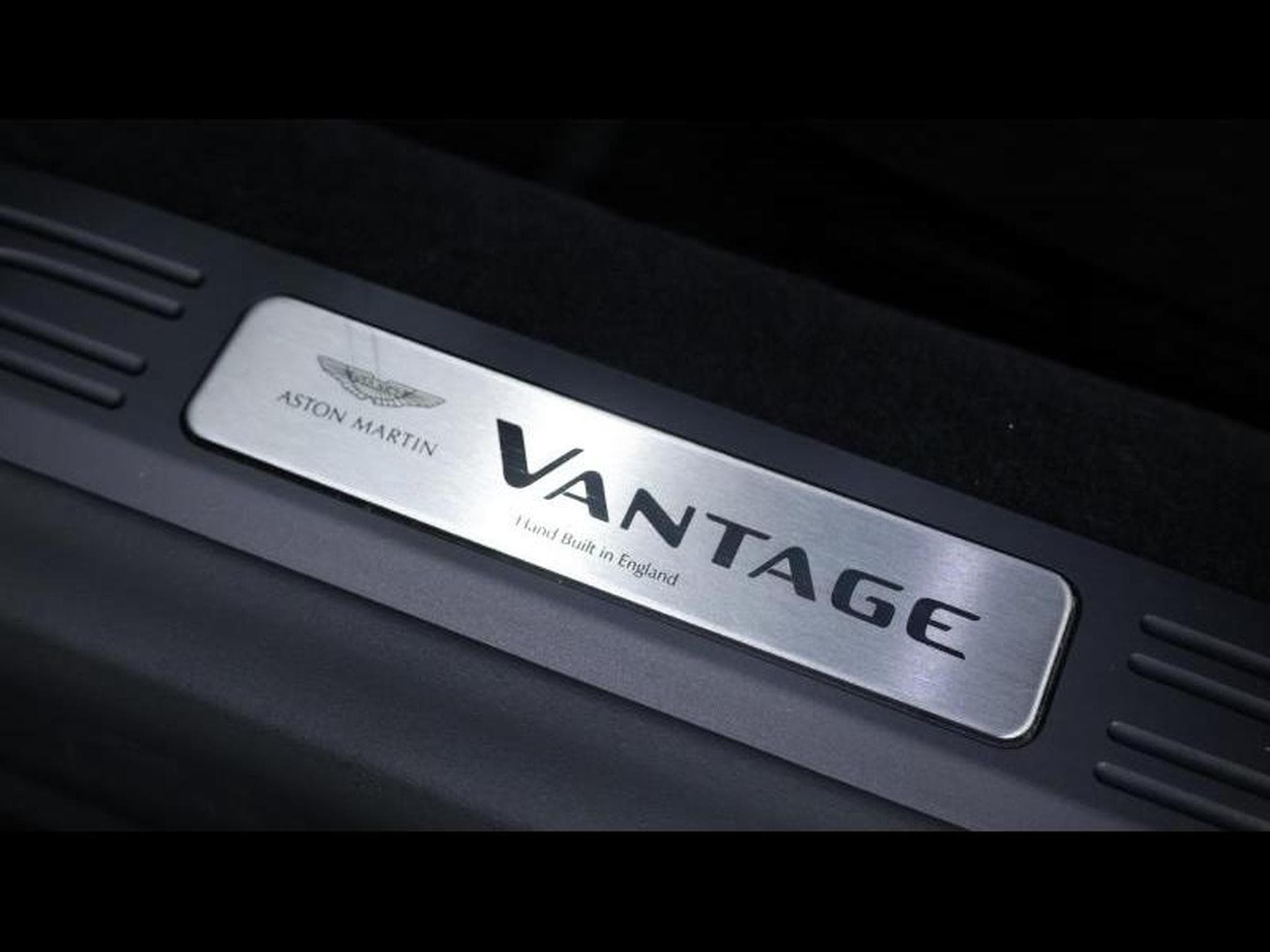 Aston-Martin V8 Vantage V8 4.0 510 coupé (2020) - Foto 29