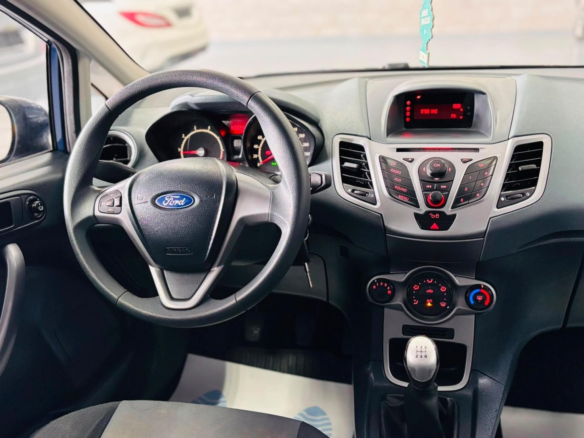Ford Fiesta (2009) - Photo 3