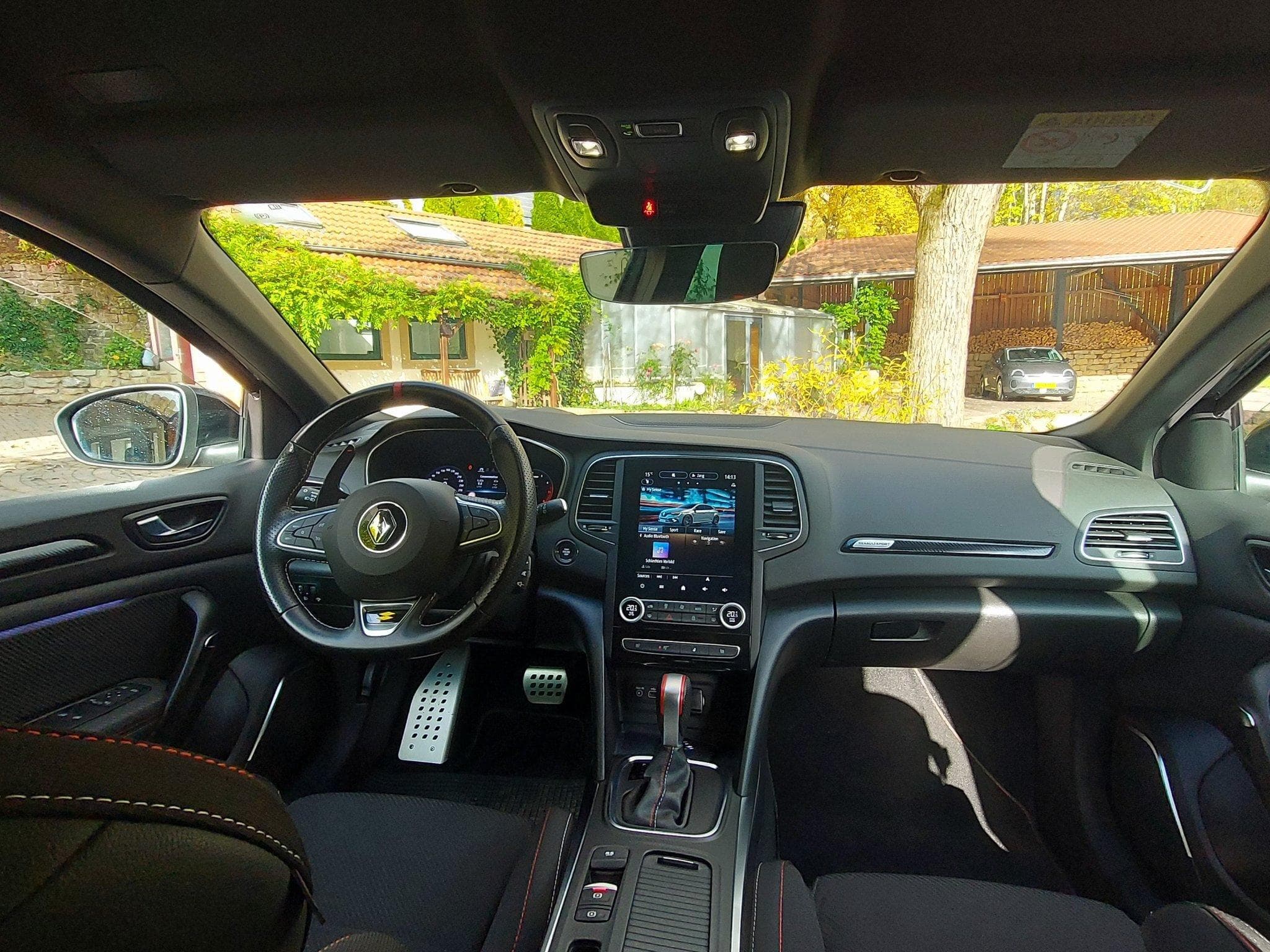 Renault Megane RS 300 (2022) - Photo 2