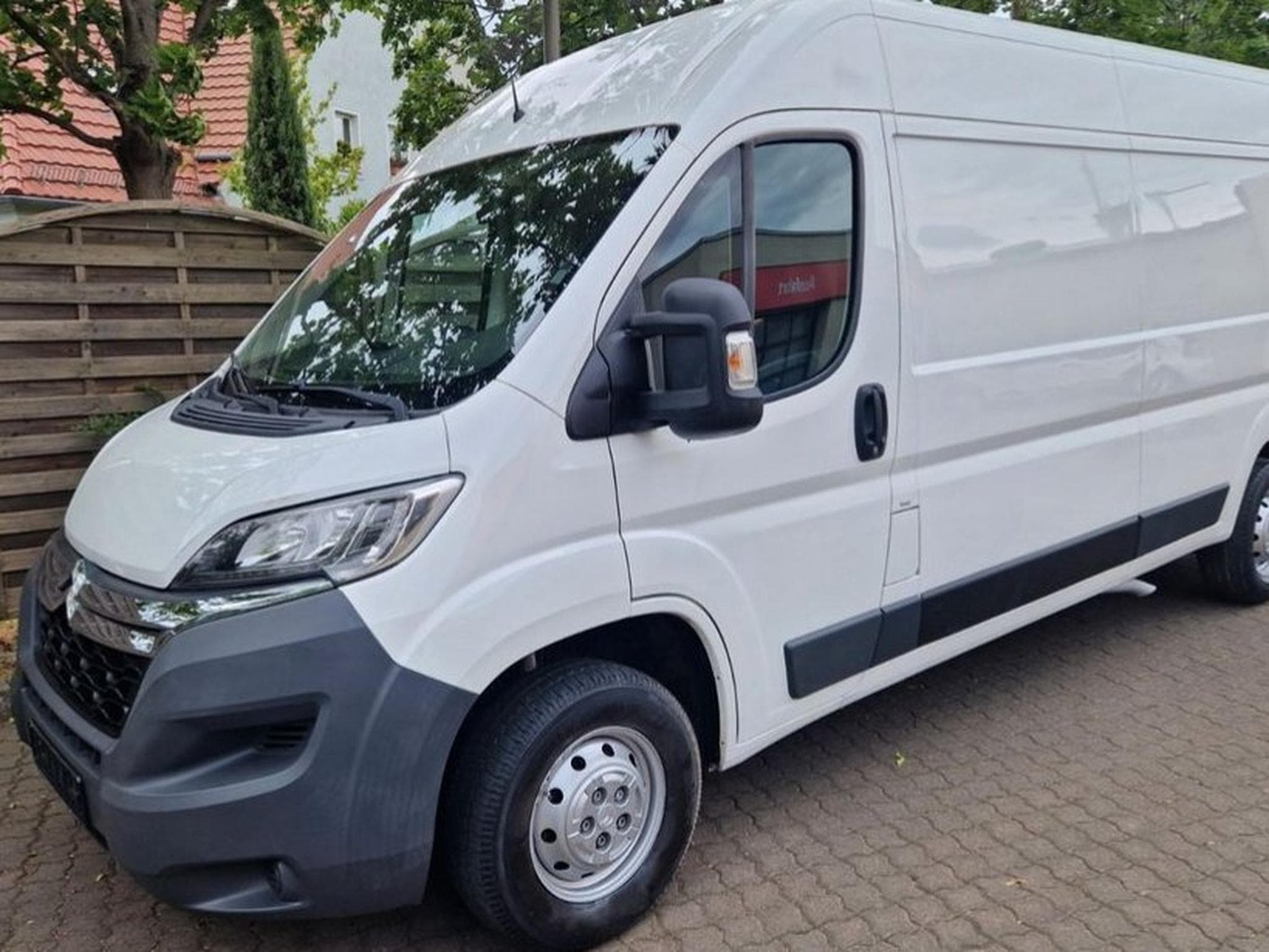 Citroën Jumper L3H2 2.2 E-HDi 130 utilitaire (2010) - Photo 3