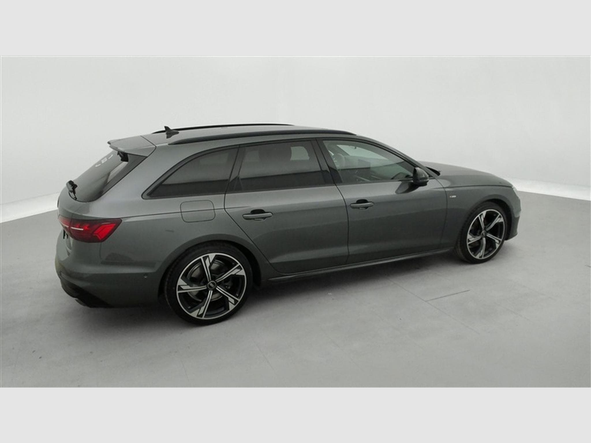 Audi A4 35 TFSi S-Line S tronic PANO/CARPLAY/CAM/Sieges Ch (2023) - Photo 25