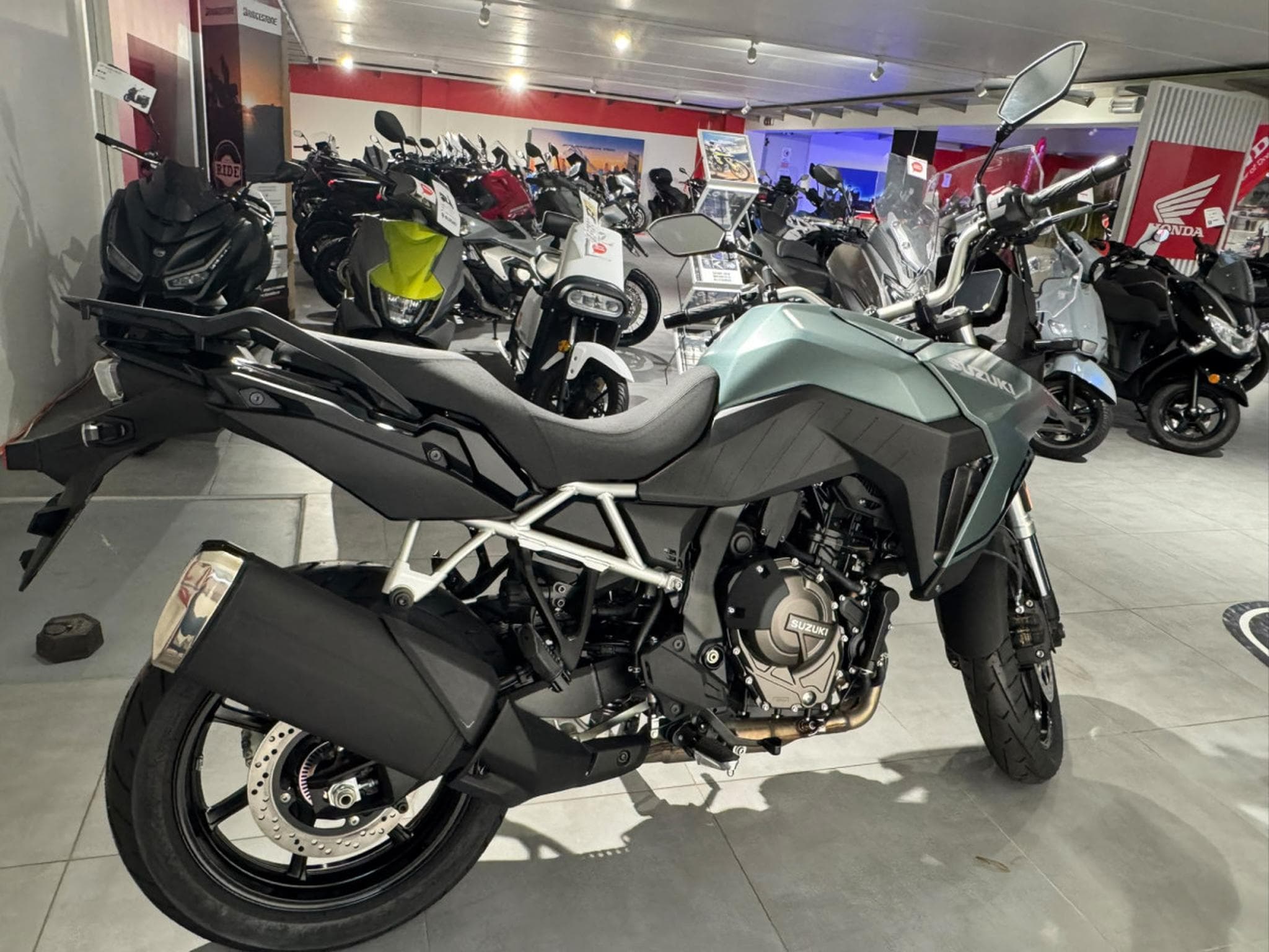 Suzuki V-Strom 800 (2026) - Photo 4