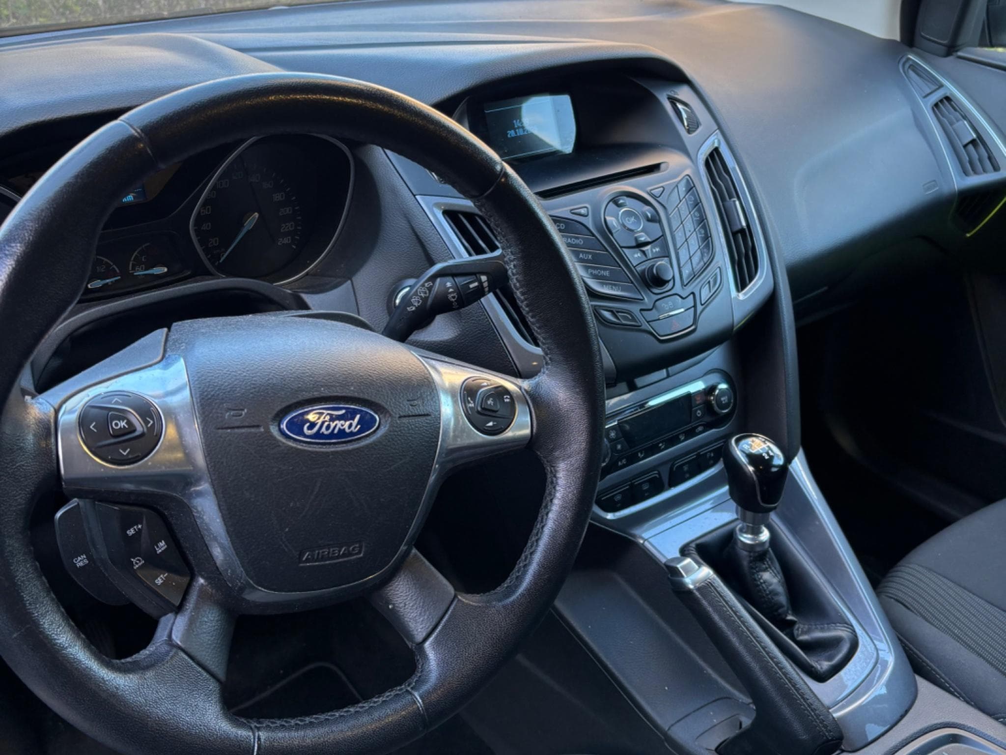 Ford Focus 2.0 TDCI 136cv. Titanium (2013) - Photo 3