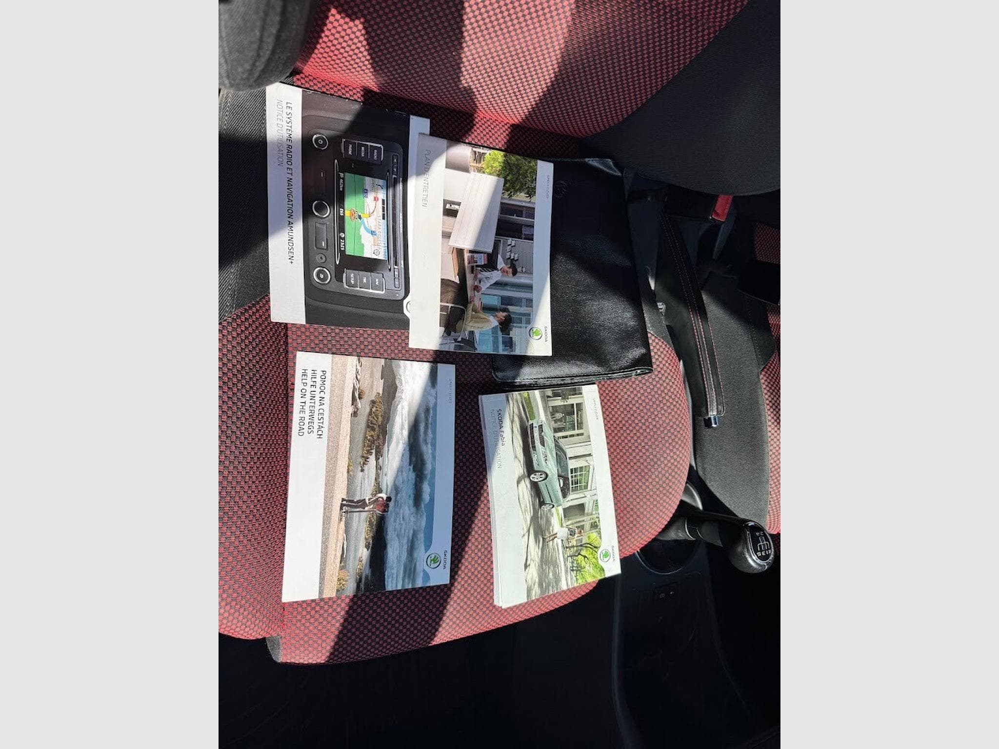 Skoda Fabia 1.6 TDI 105 MONTE CARLO (2011) - Photo 15