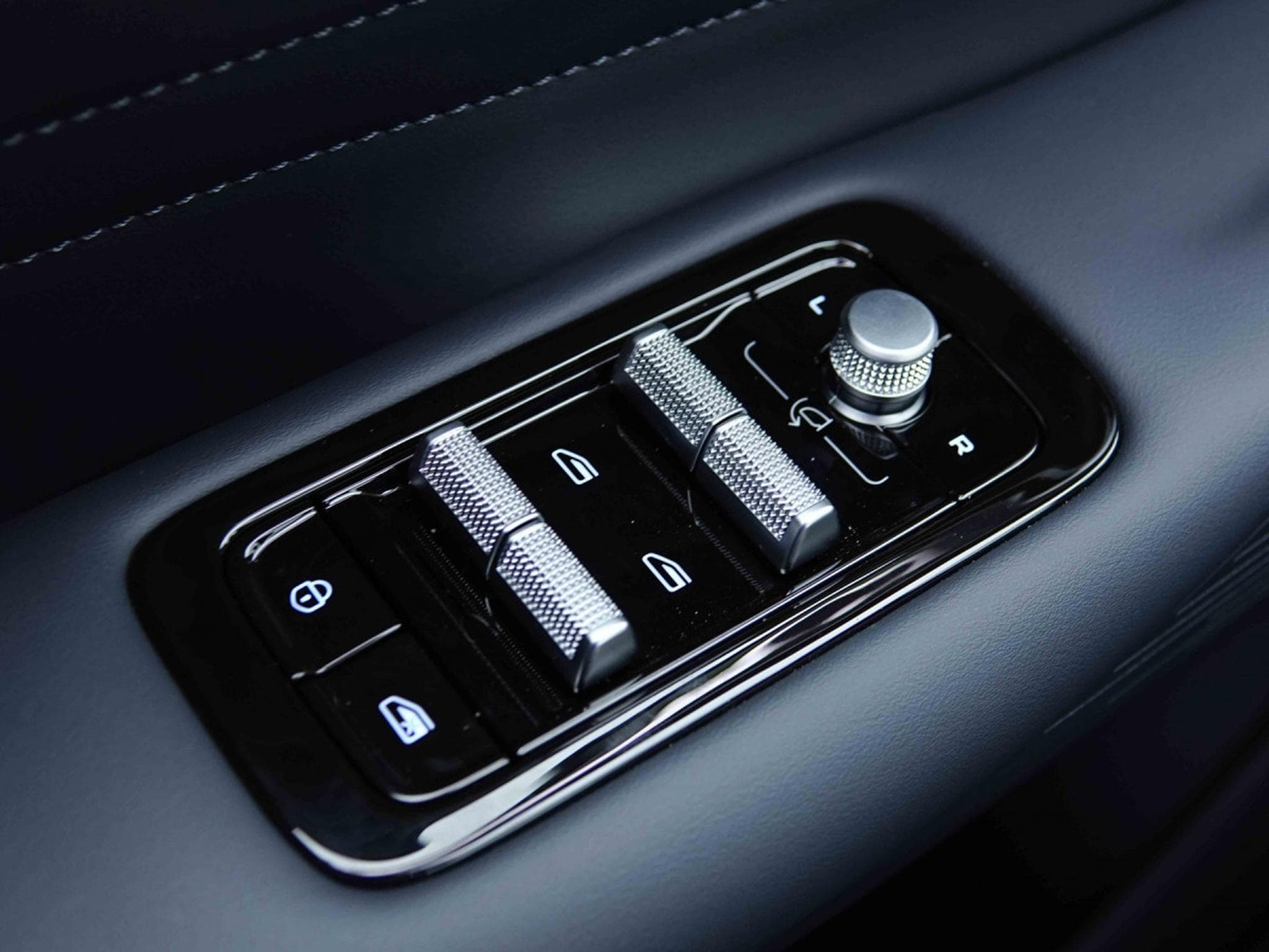 Geely Starray 1.5 PHEV 263 Automatique Pro (2026) - Photo 21