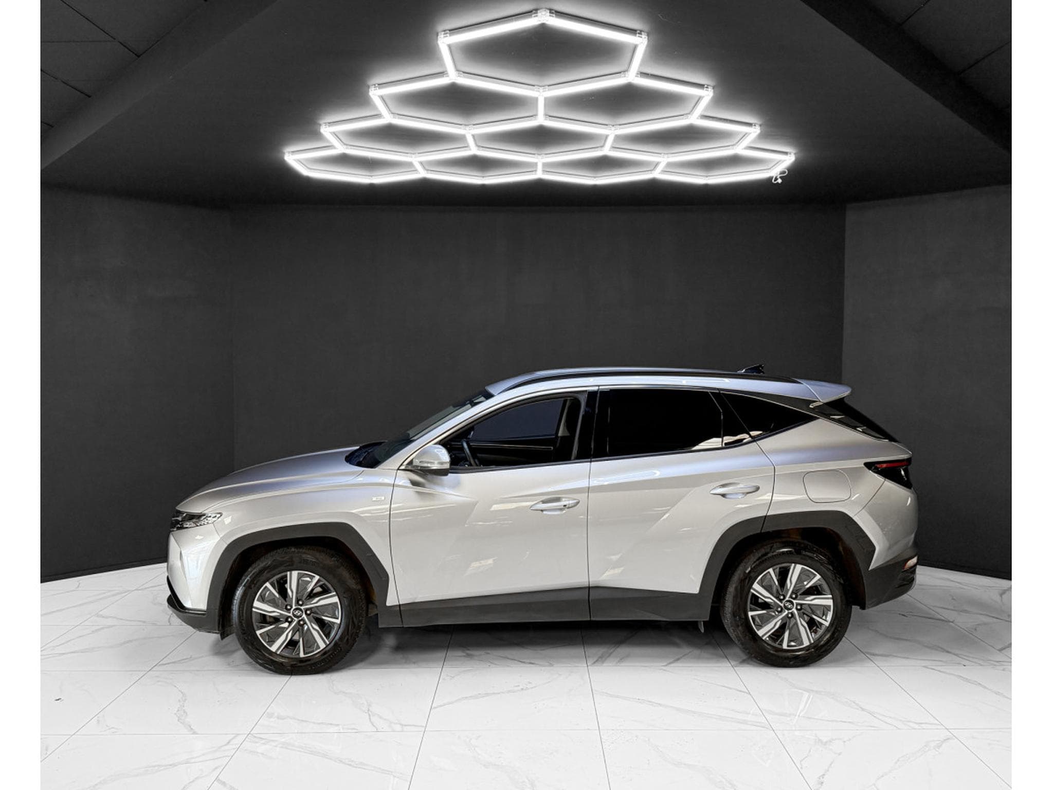 Hyundai Tucson IX35 T-GDi 48V Feel WARRANTY 2028 (2023) - Foto 2