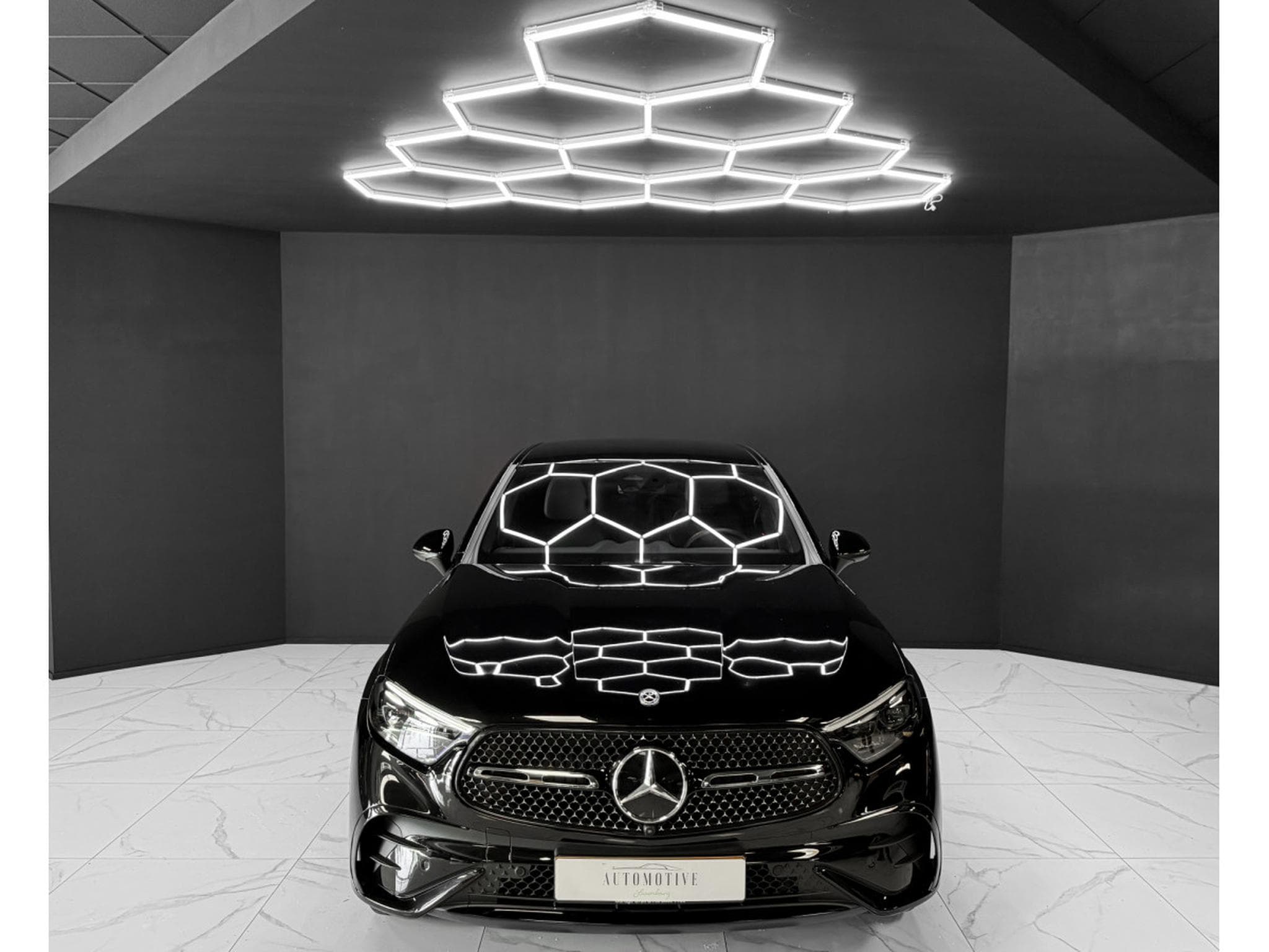 Mercedes GLC 300 d Coupé AMG LINE / BURMESTER / 3D CAM (2024) - Foto 8