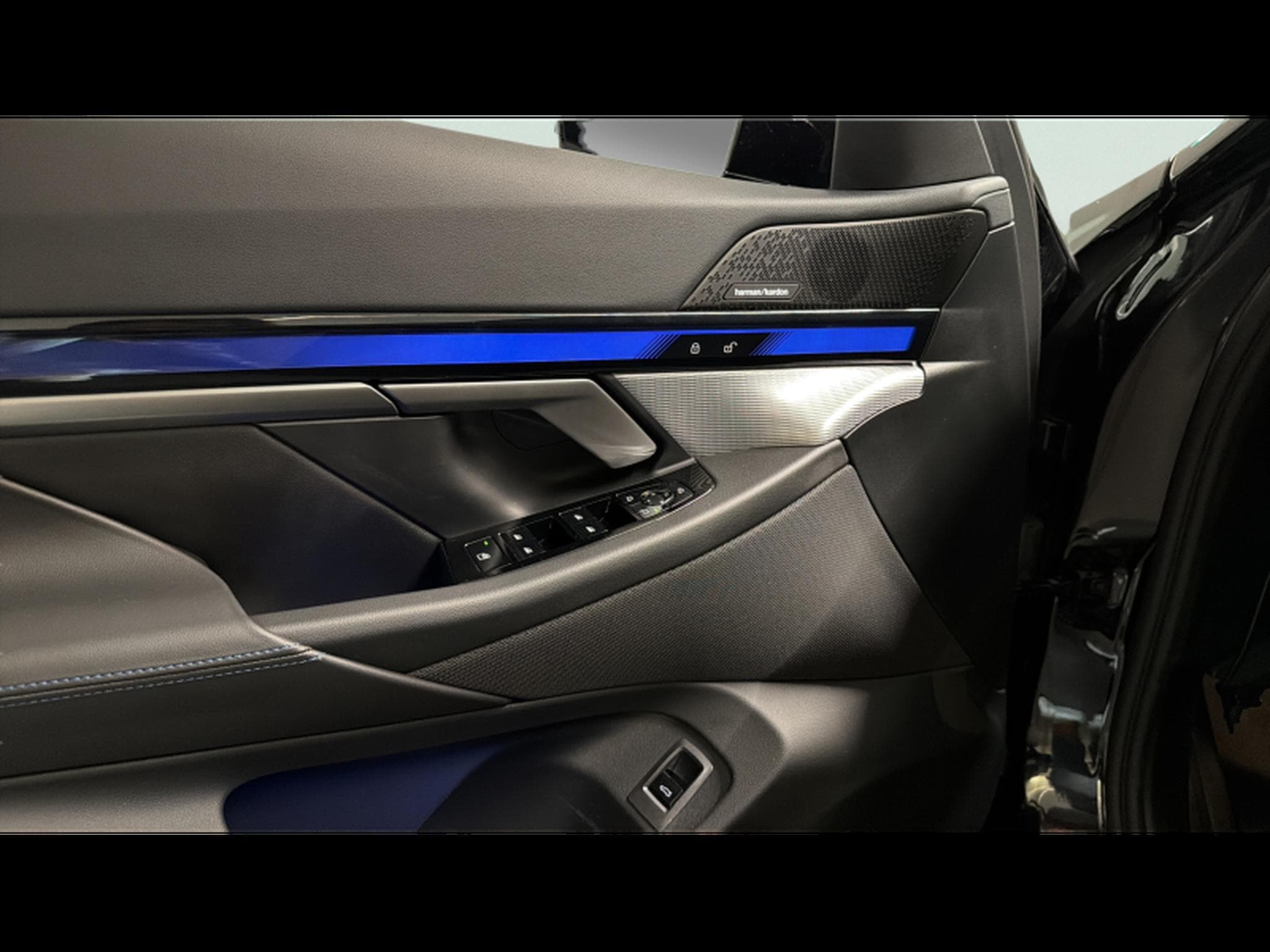 BMW 520 PACK M (2025) - Photo 12