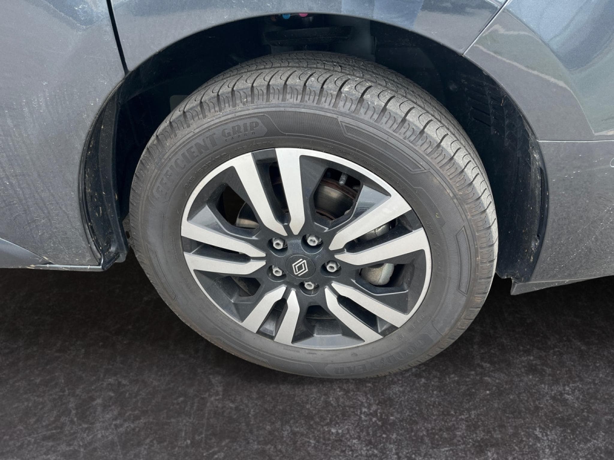 Renault Trafic 2.0 blue DCI 170 EDC Grand Spaceclass (2024) - Photo 13