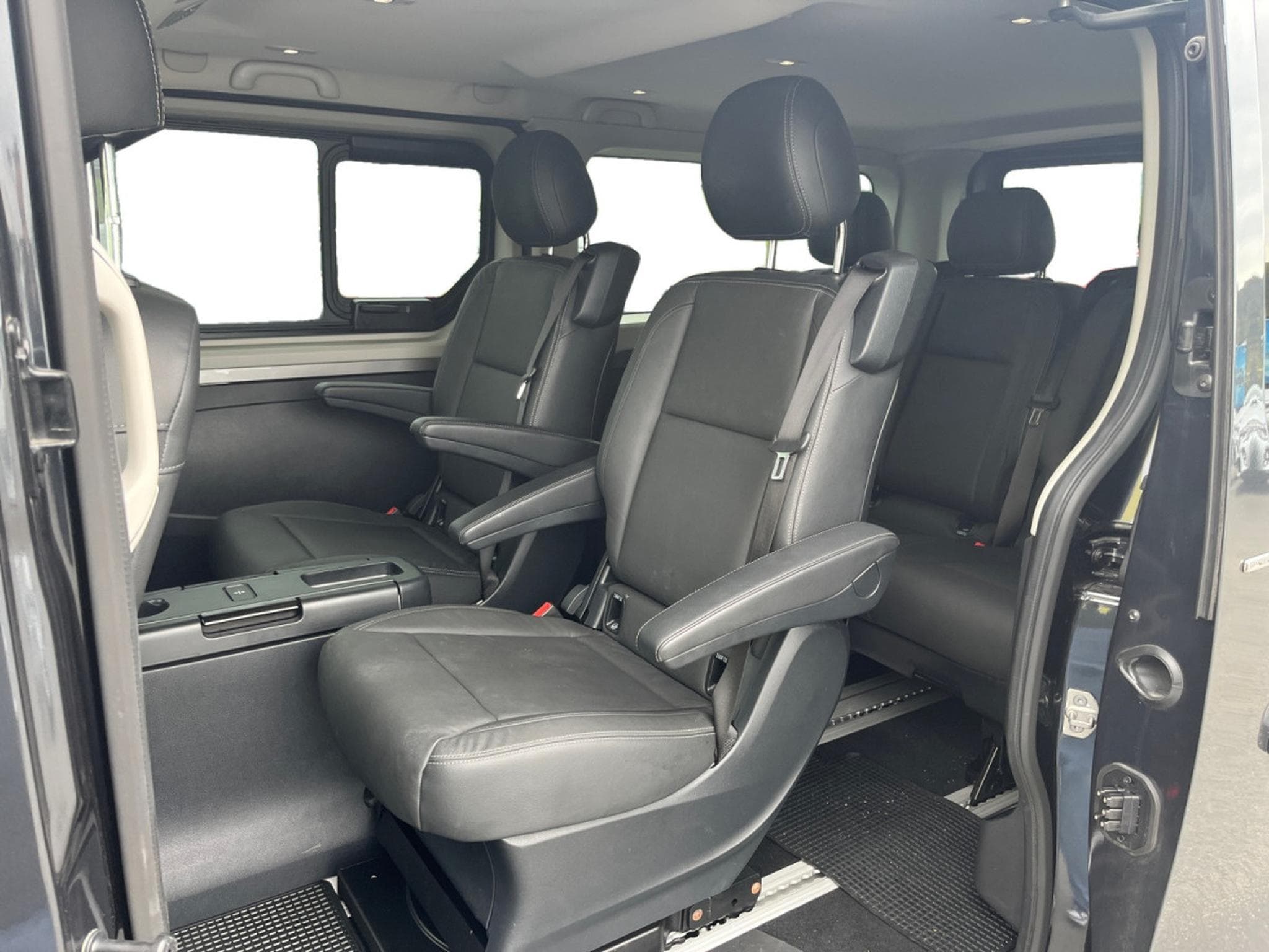 Renault Trafic 2.0 blue DCI 170 EDC Grand Spaceclass (2024) - Photo 9