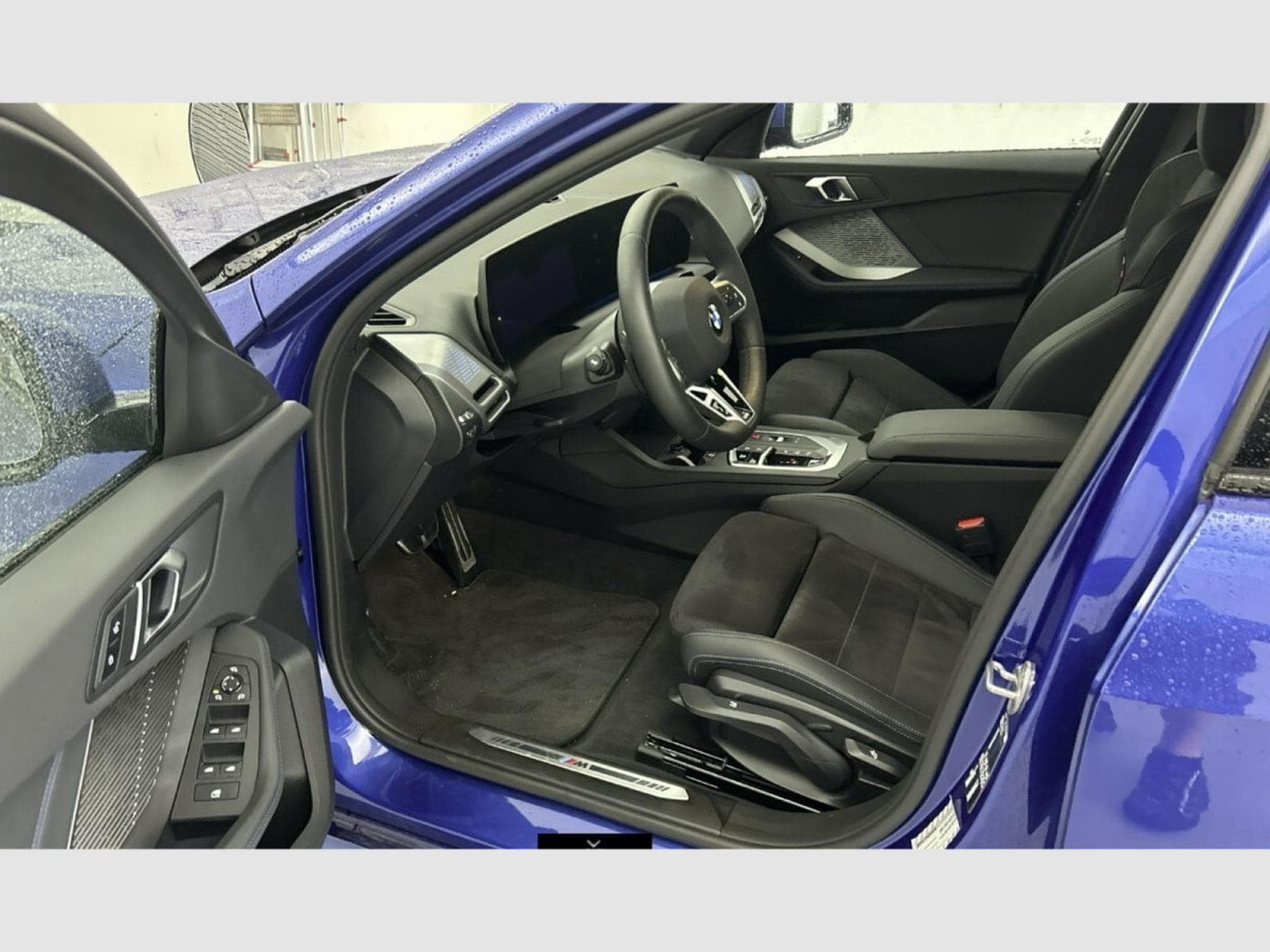 BMW 120 120i M-Sport 170CV ***Sièges Chauffants***Shadow Line***Camé (2025) - Photo 6