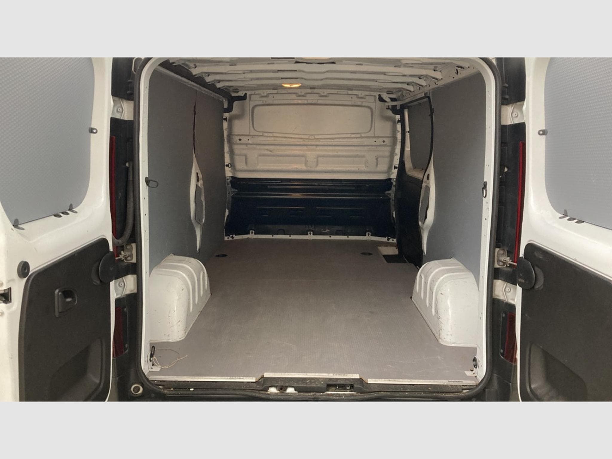 Renault Trafic 1.6 dCi 120 L2H1 (2019) - Photo 10