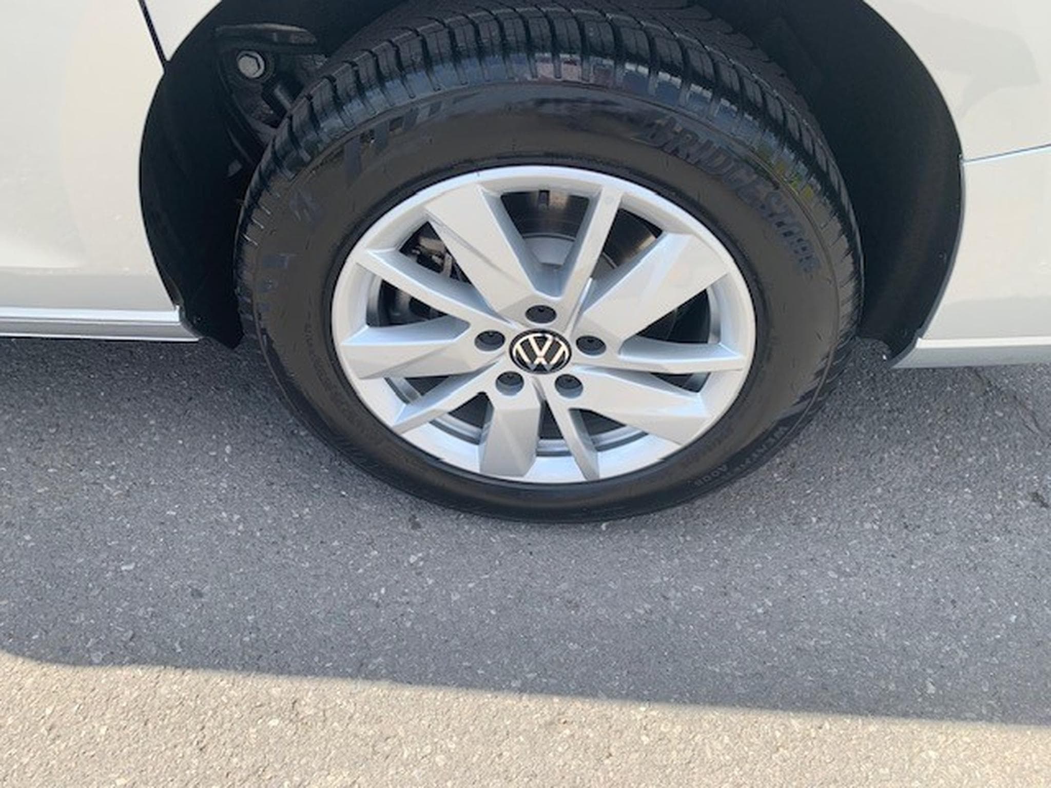 VW Caddy LIFE 1.5TSI 116CV DSG7 (2026) - Photo 4