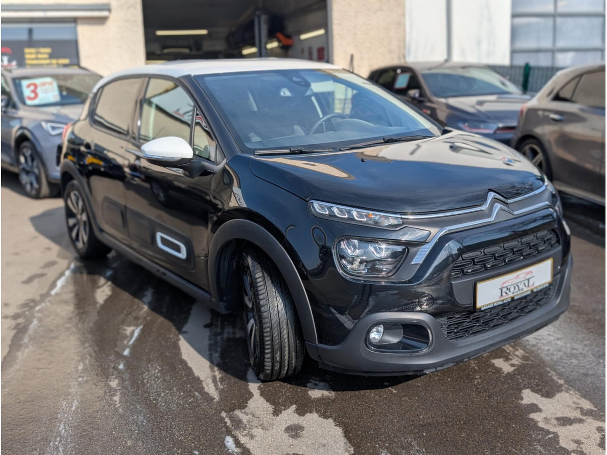 Citroën C3 1.2T 110CV SHINE * GARANTIE 36 MOIS * (2023) - Photo 6