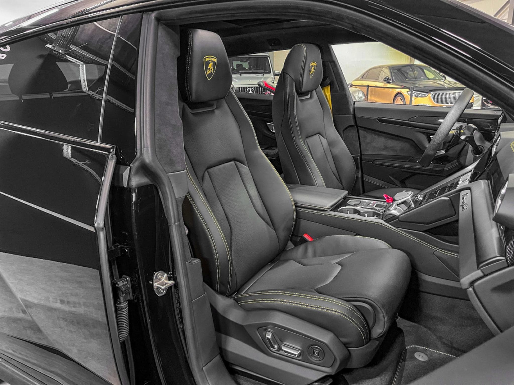 Lamborghini Urus URUS S /AKRAPOVIC/B&O 3d/23//PANO/XPEL/MY24 (2024) - Photo 18