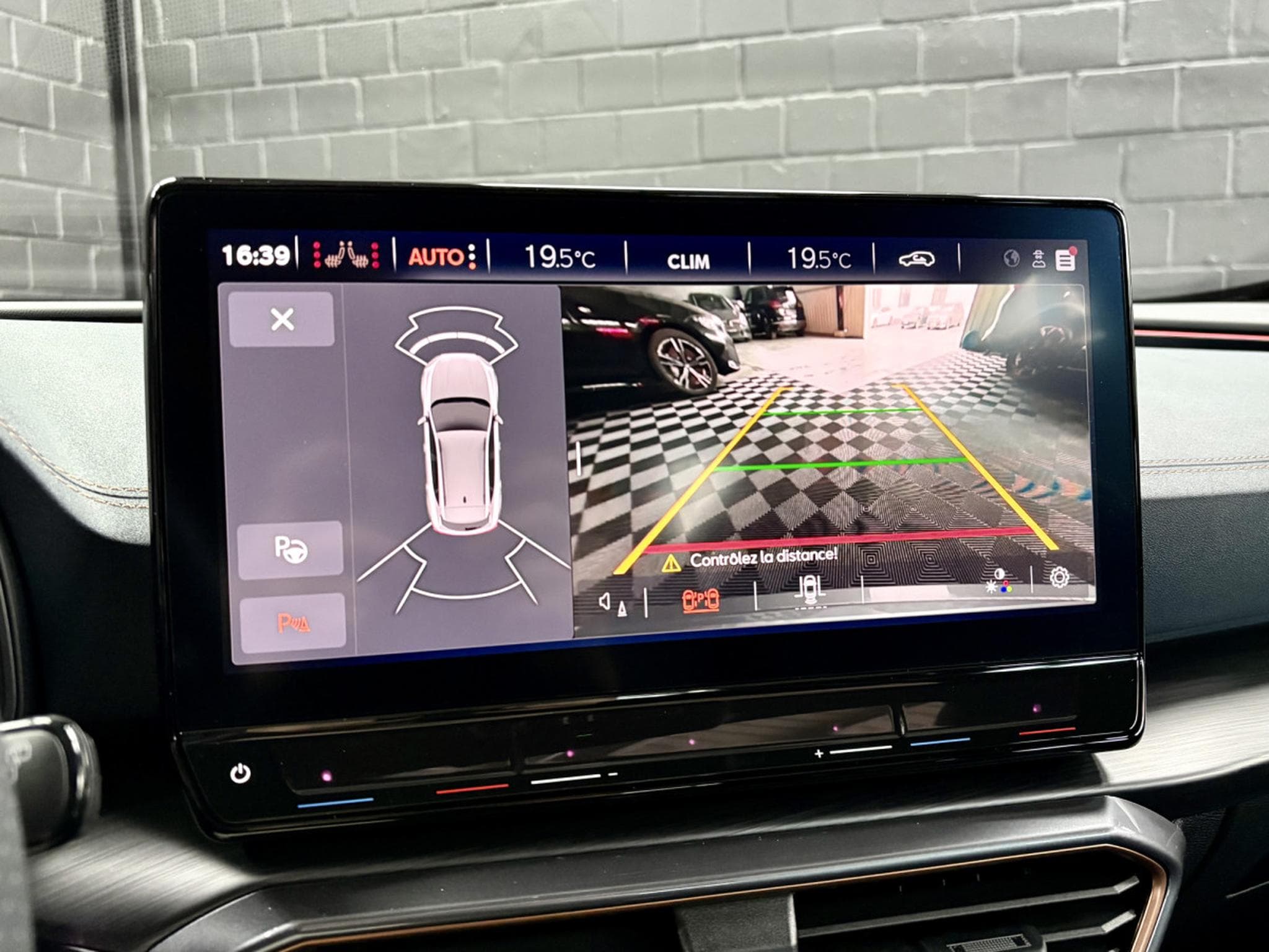 Cupra Formentor VZ 245CV eHybrid DSG6 ** MAT ** VSS ** CUIR ** PANO** (2023) - Photo 16