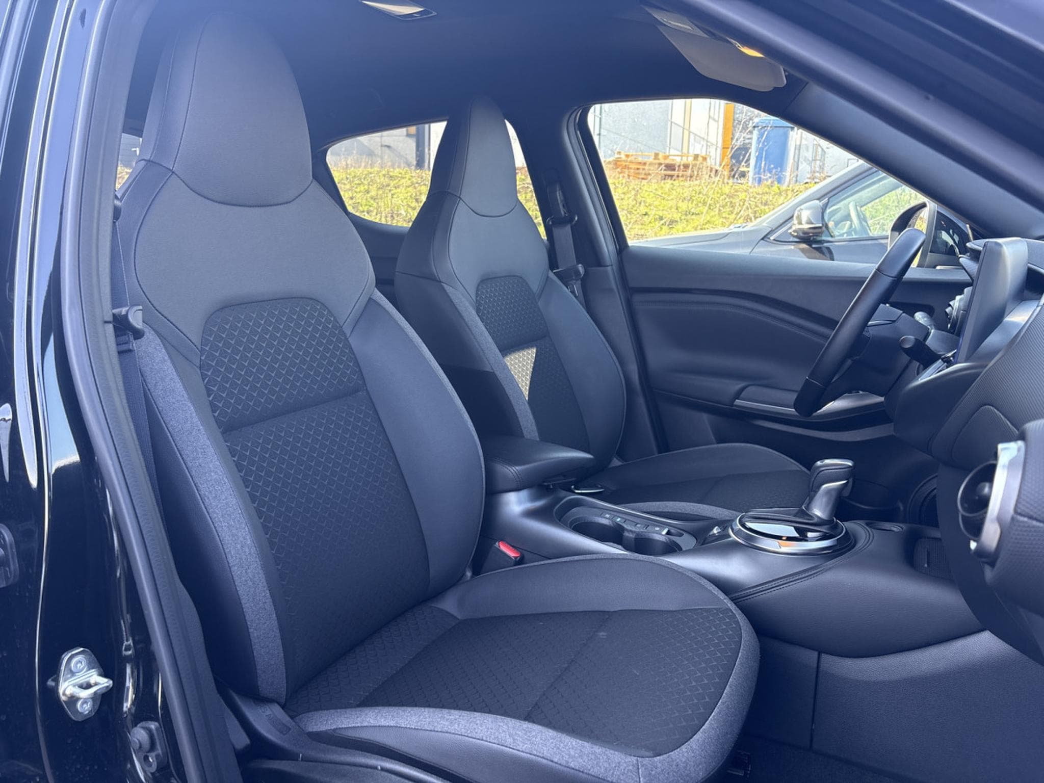 Nissan Juke 1.6 143 N CONNECTA HYBRID/ GARANTIE CONSTRUCTEUR (2025) - Foto 17