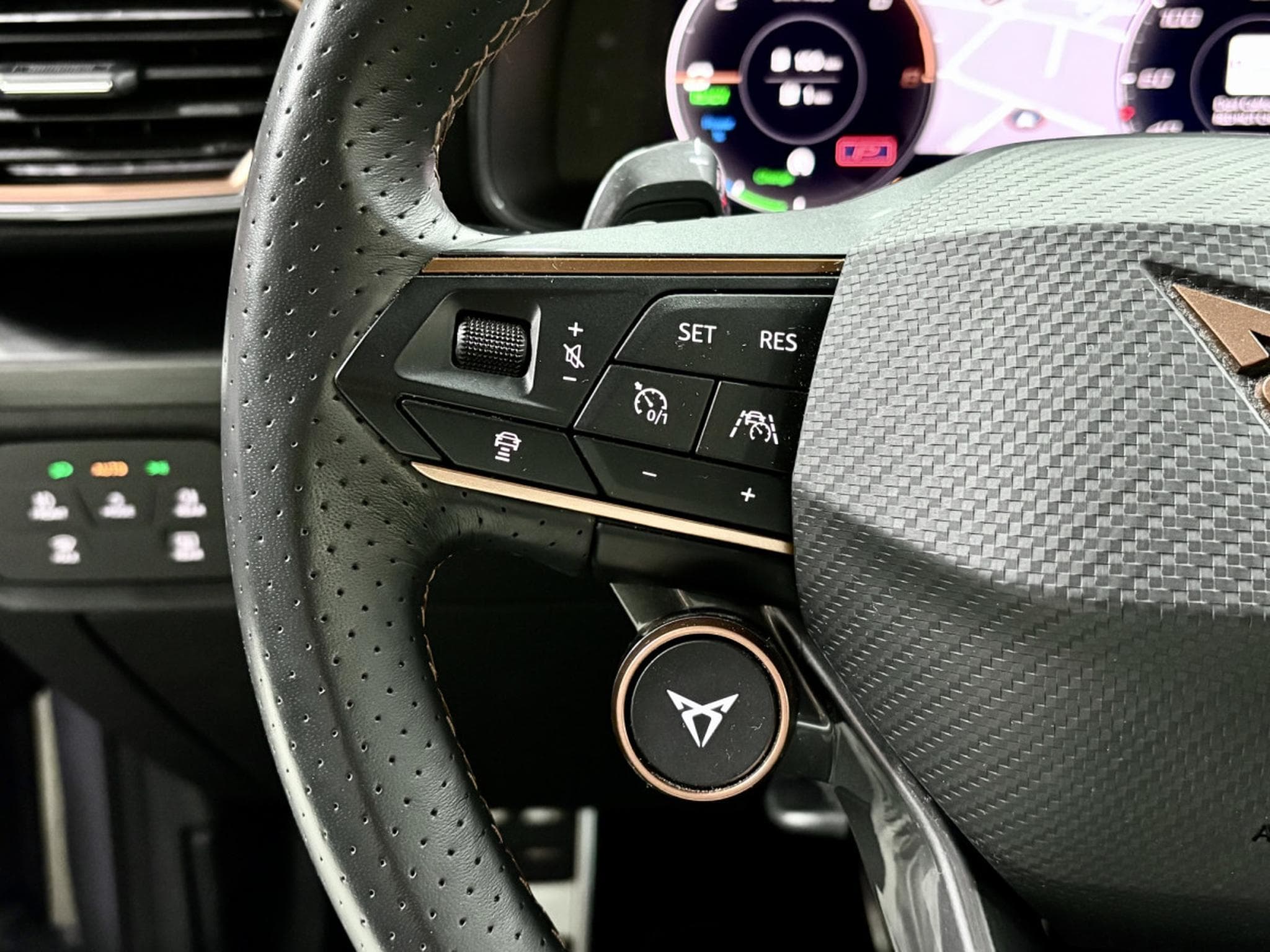 Cupra Formentor VZ 245CV eHybrid DSG6 *VSS* *ACC* 360°* *BEATS* (2023) - Photo 13