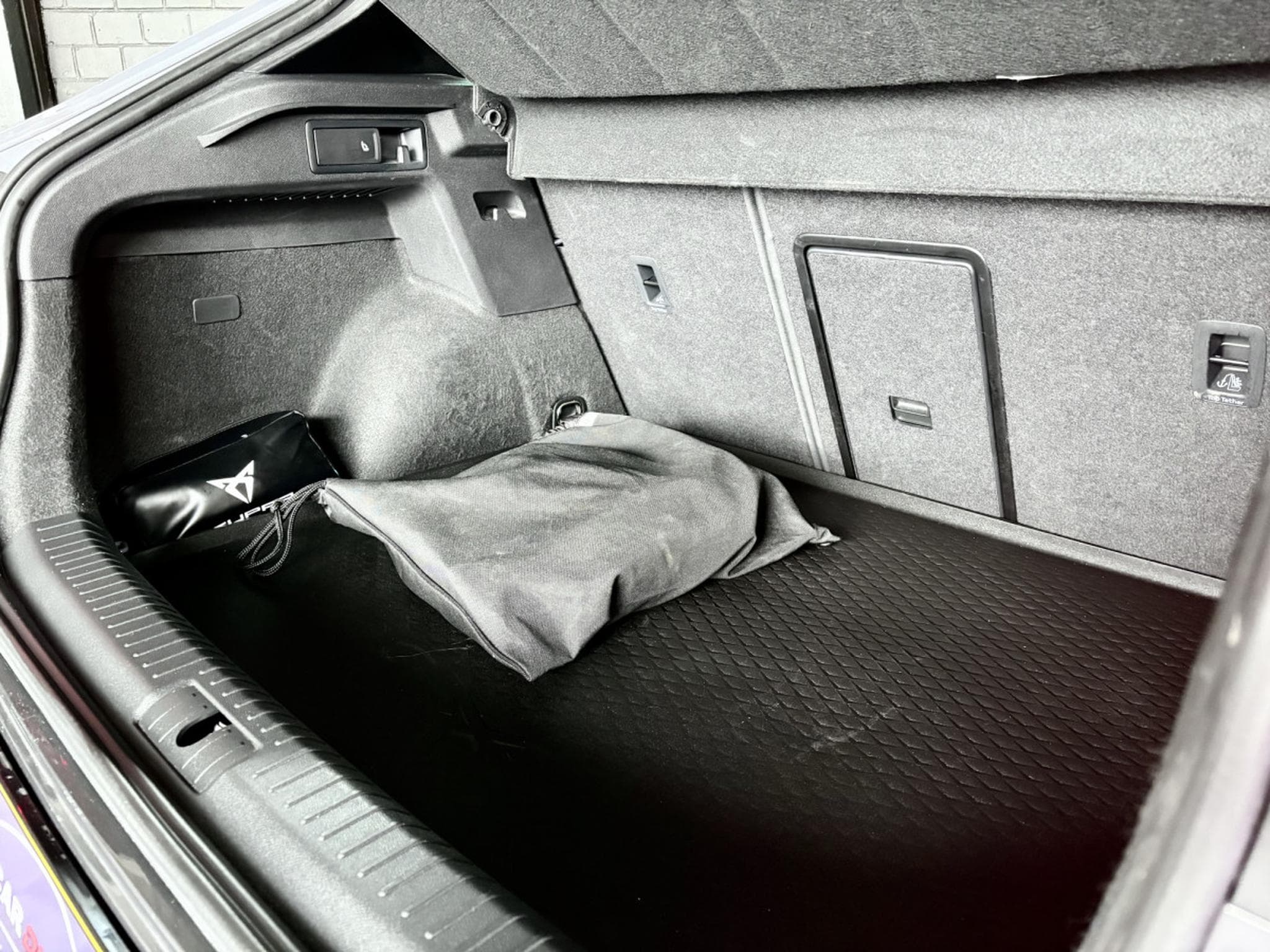 Cupra Formentor VZ 245CV eHybrid DSG6 *VSS* *ACC* 360°* *BEATS* (2023) - Photo 24