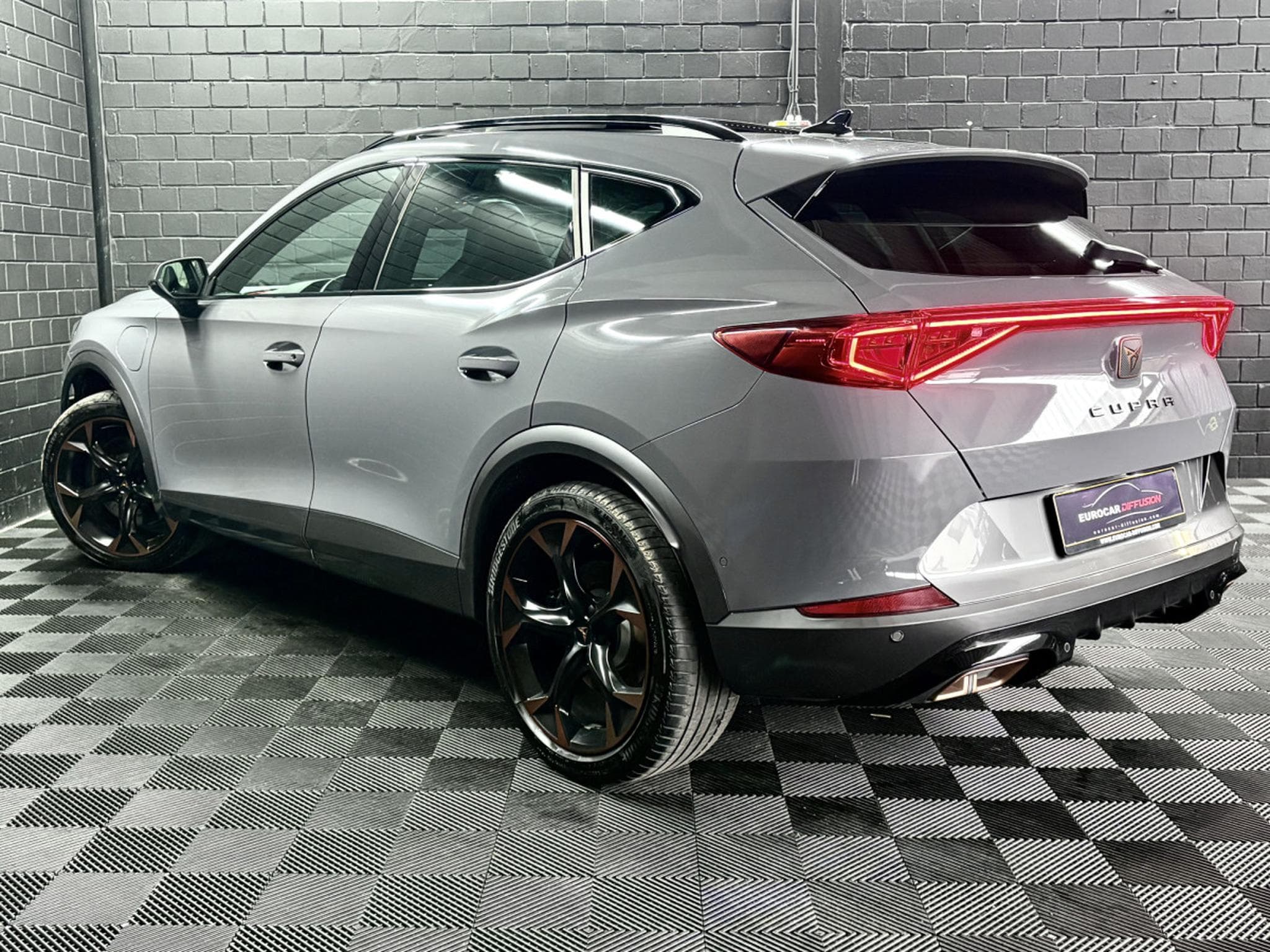 Cupra Formentor VZ 245CV eHybrid DSG6 *VSS* *ACC* 360°* *BEATS* (2023) - Photo 4