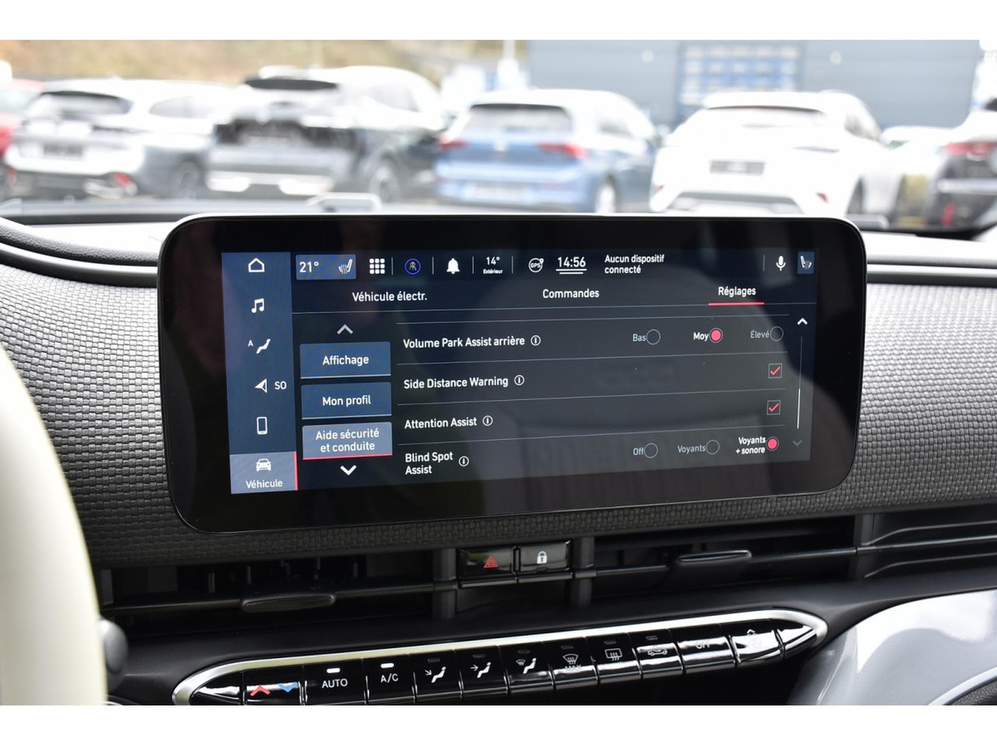 Fiat 500 3+1 42 kWh La Prima ACC CO DRIVER PANO CAM 1° MAIN (2024) - Photo 17