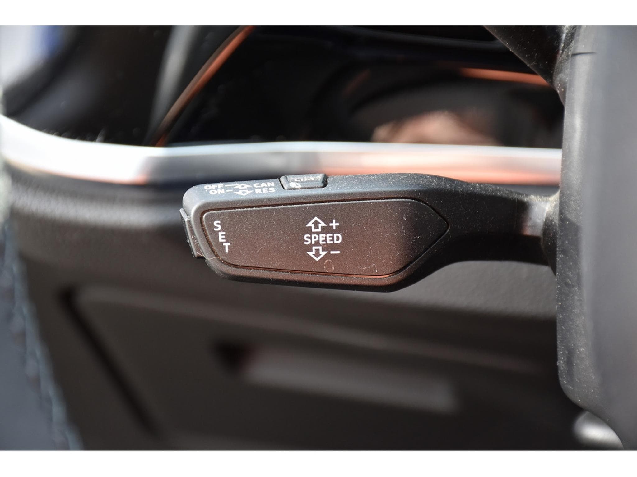 Audi Q3 35 TDI S-Tronic CUIR GPS LANE CAM 1° MAIN (2021) - Photo 19