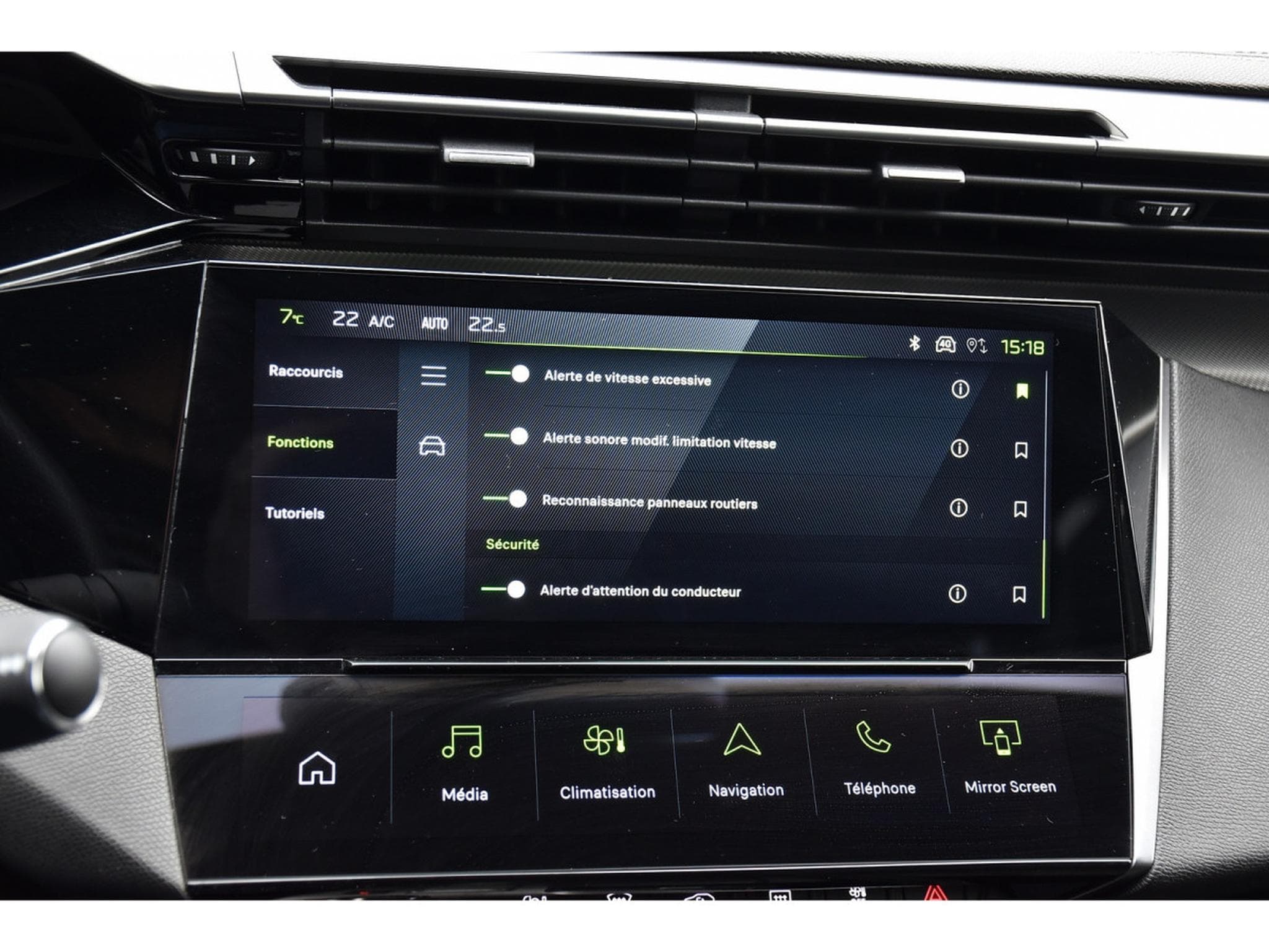 Peugeot 308 1.2 PureTech GT EAT8 REGUL LANE GPS CAM 1° MAIN (2024) - Photo 16