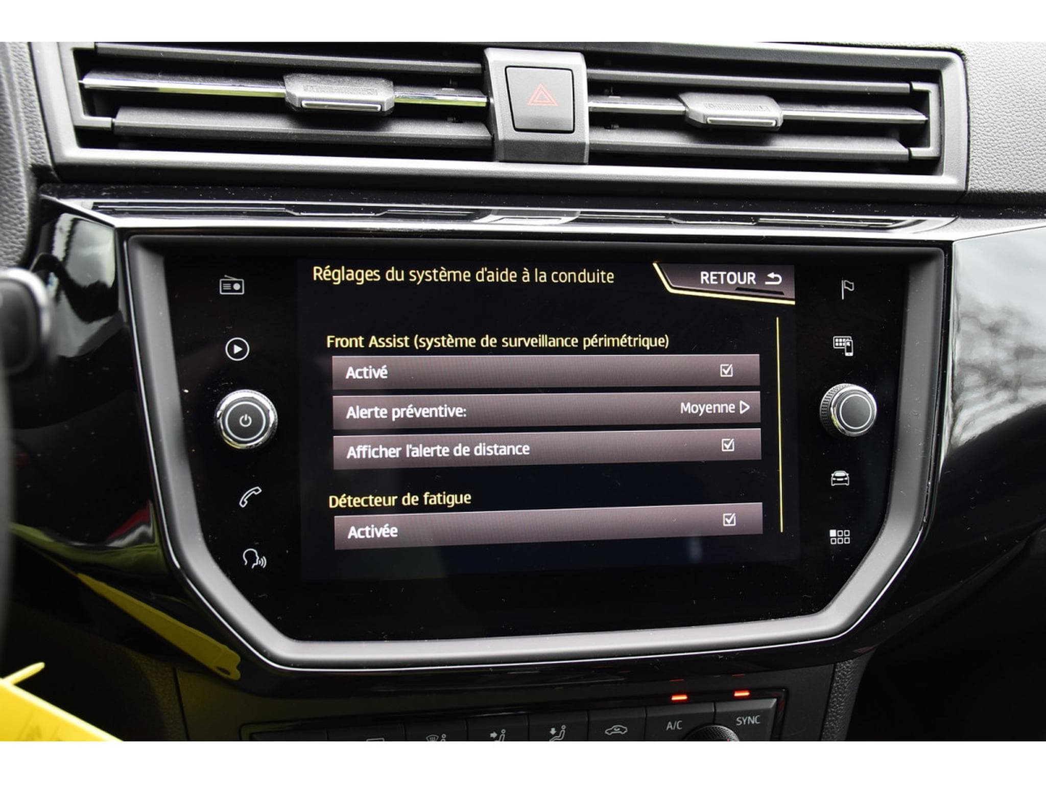 Seat Ibiza 1.0 TSI FR REGUL GPS BEATS FULL LINK ATT RMQ 1° MAIN (2018) - Photo 13