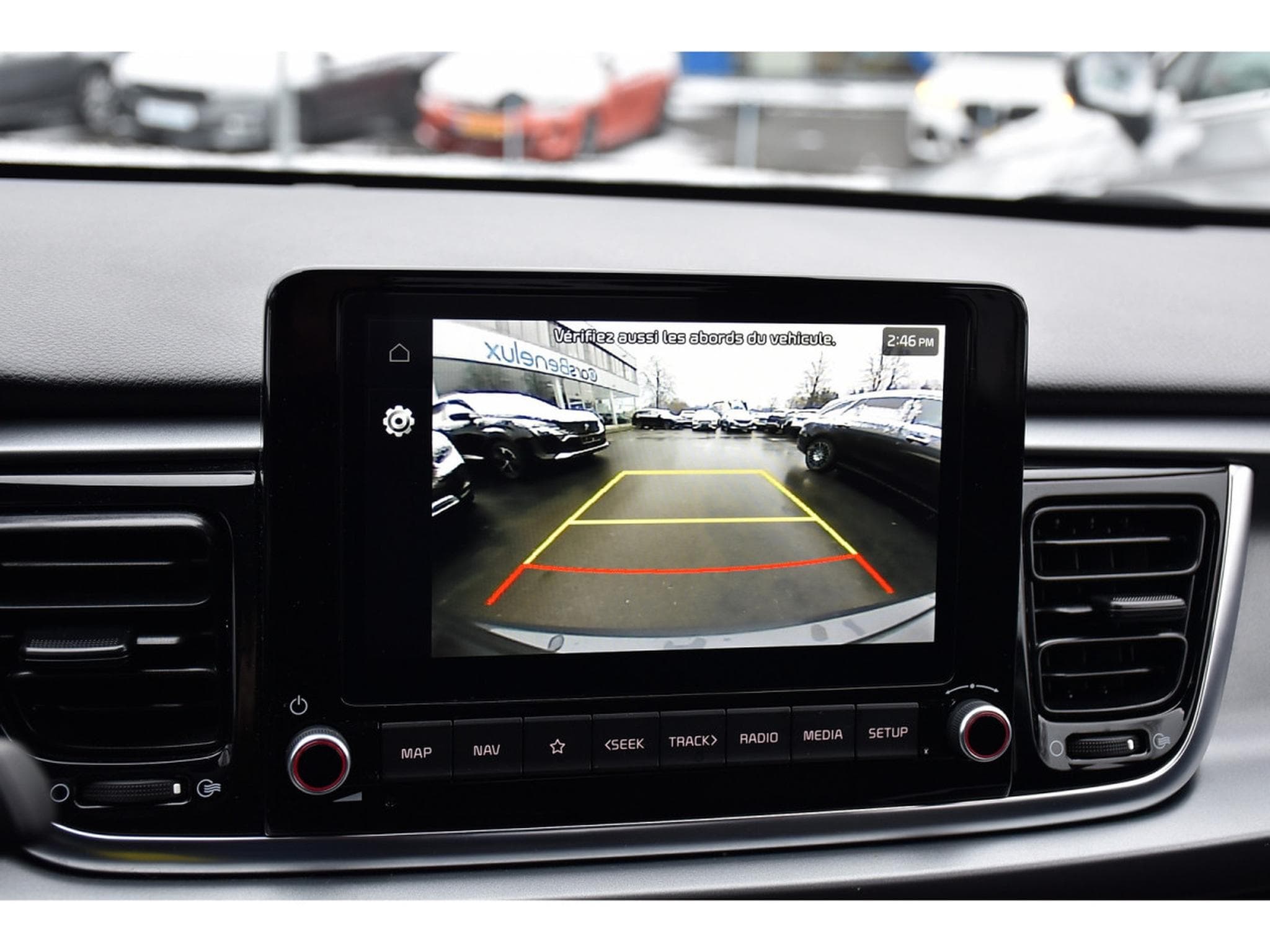 Kia Rio 1.0T 100pk/cv 7-DCT PULSE GPS CAM 1° MAIN (2023) - Photo 13